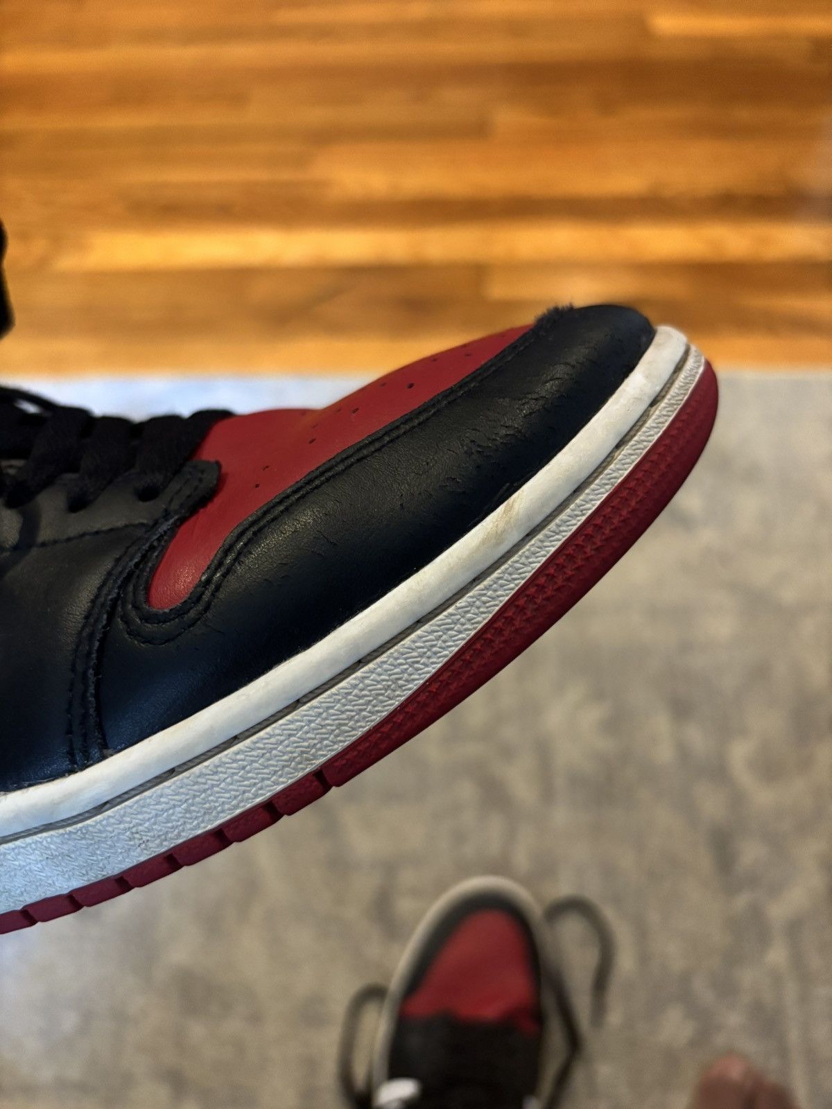 Jordan Brand Jordan retro 1 low bred toe Size US 8 / EU 41 - 10 Thumbnail
