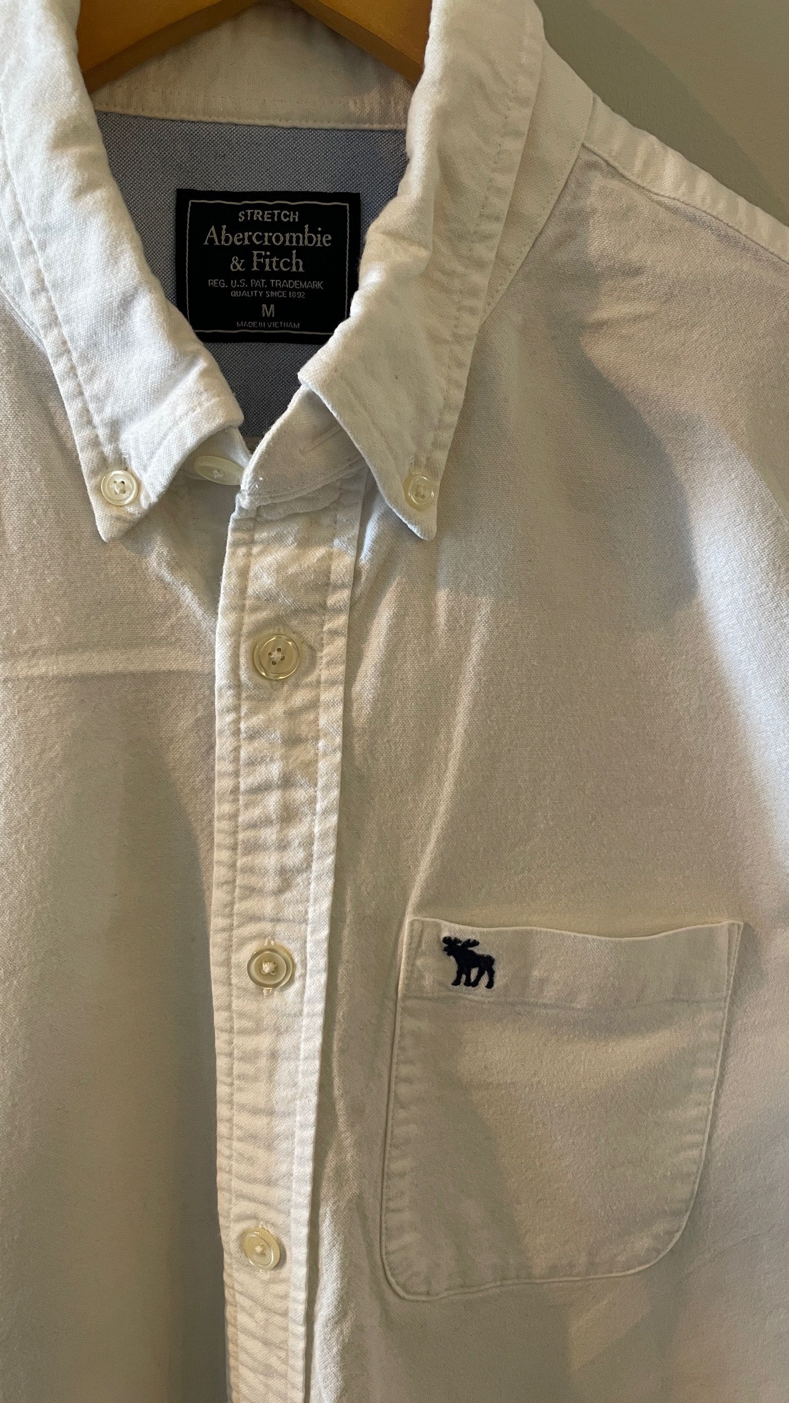 Abercrombie & Fitch WHITE BUTTON-UP SHIRT ABERCROMBIE & FITCH (M) Size US M / EU 48-50 / 2 - 2 Thumbnail