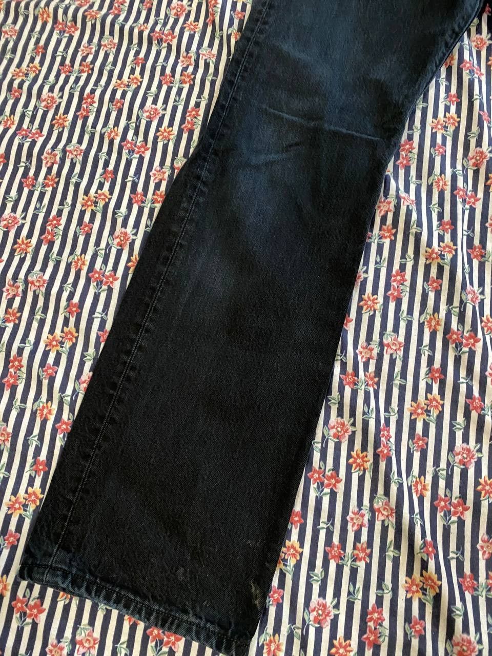 Levi's Vintage Levi's 501 Black Distressed Jeans Size US 34 / EU 50 - 14 Thumbnail
