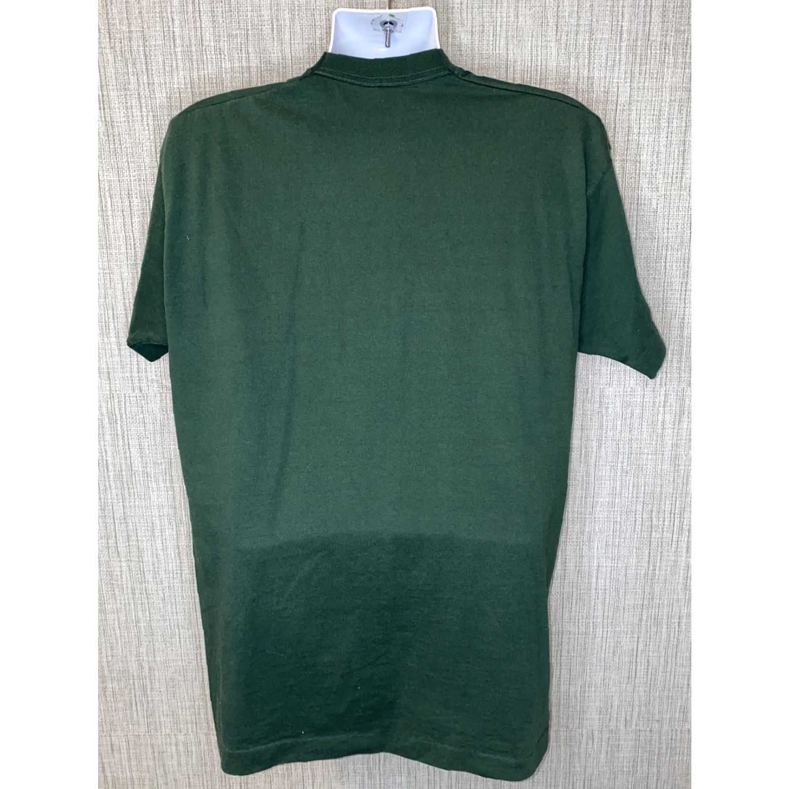 Fruit Of The Loom Fruit of the Loom Vtg Mens Green USA Made Wander The Wild T-Shirt Size XL Regular Fit Short Sleeve Cotton/Polyester Size US XL / EU 56 / 4 - 4 Thumbnail
