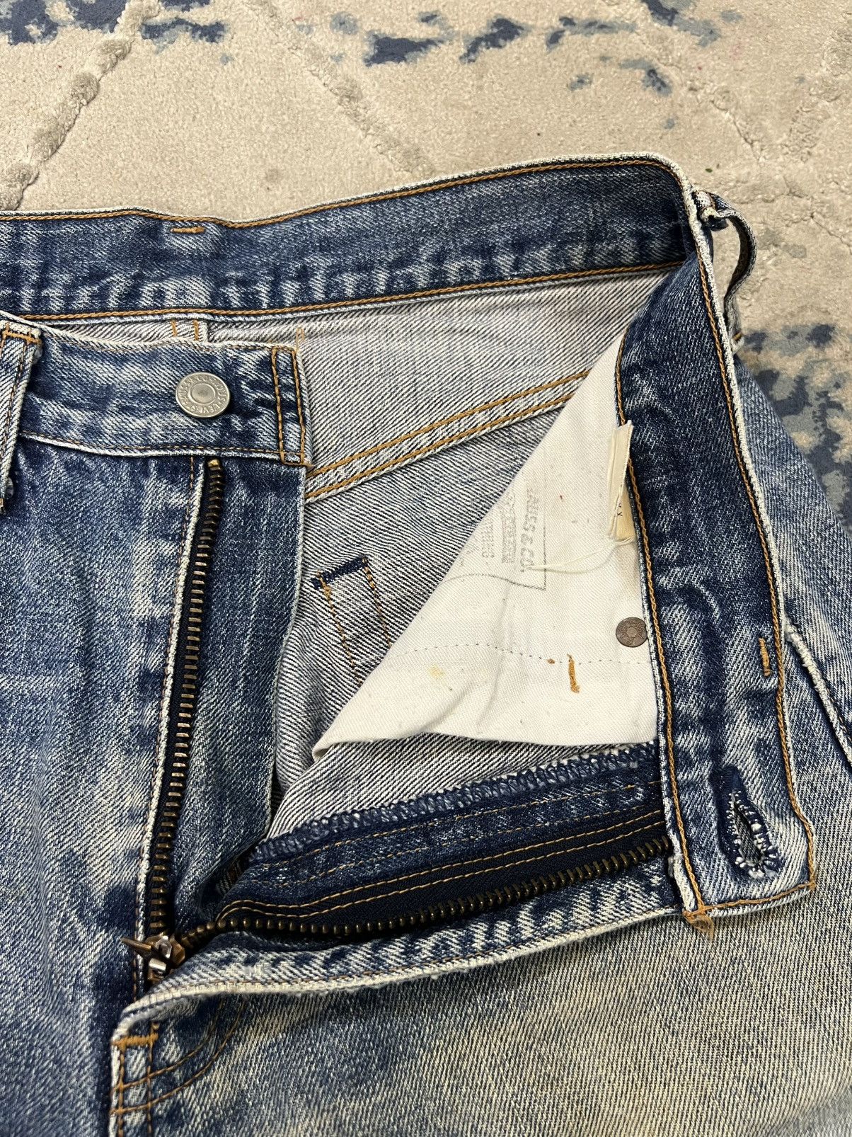 Levi's Vintage Levis 502 Big E Button J22 Distressed Denim Jeans Size US 30 / EU 46 - 7 Thumbnail