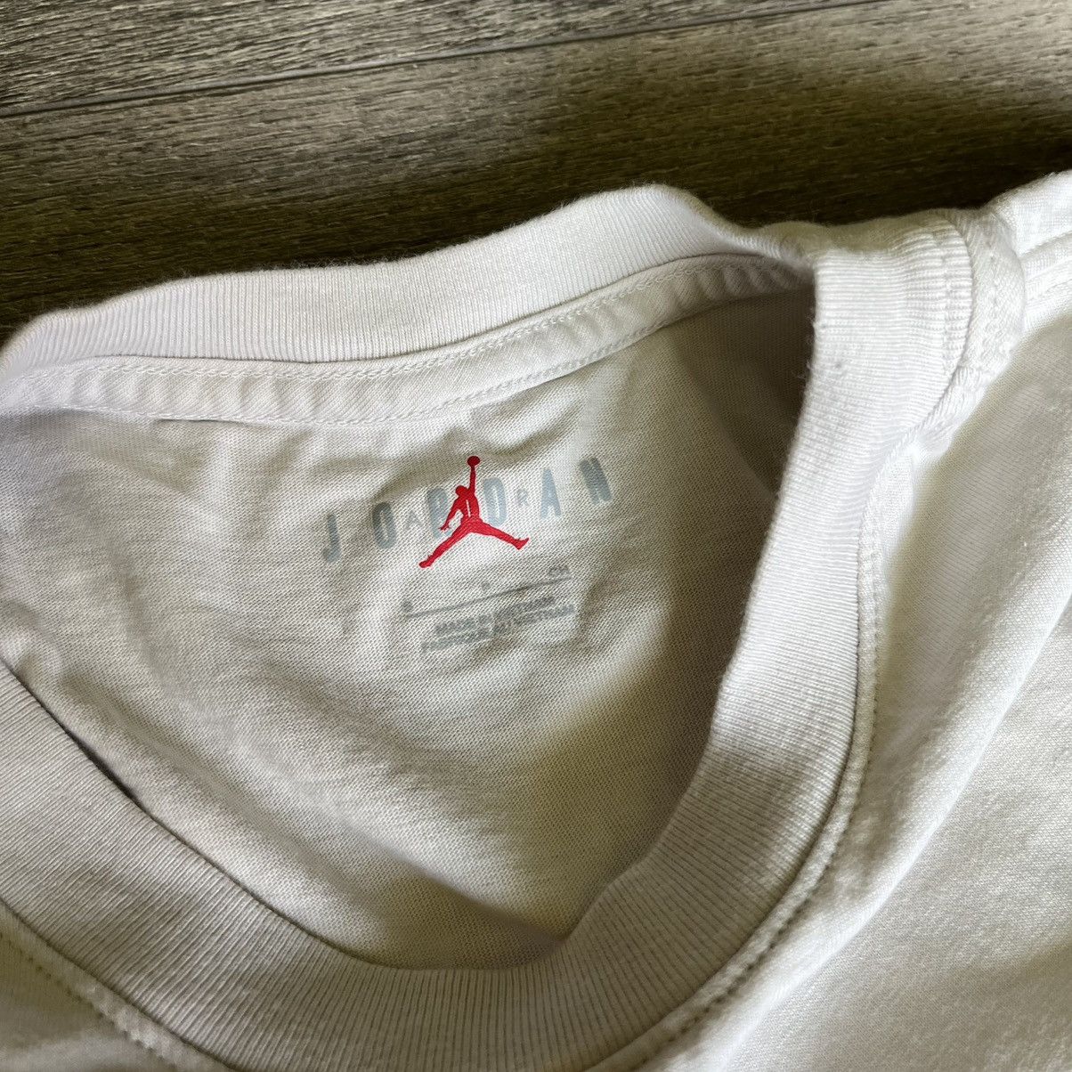 Jordan Brand × Vintage Jordan x Paris Saint-Germain Football Club FC Light Bone Tee Size US S / EU 44-46 / 1 - 3 Thumbnail
