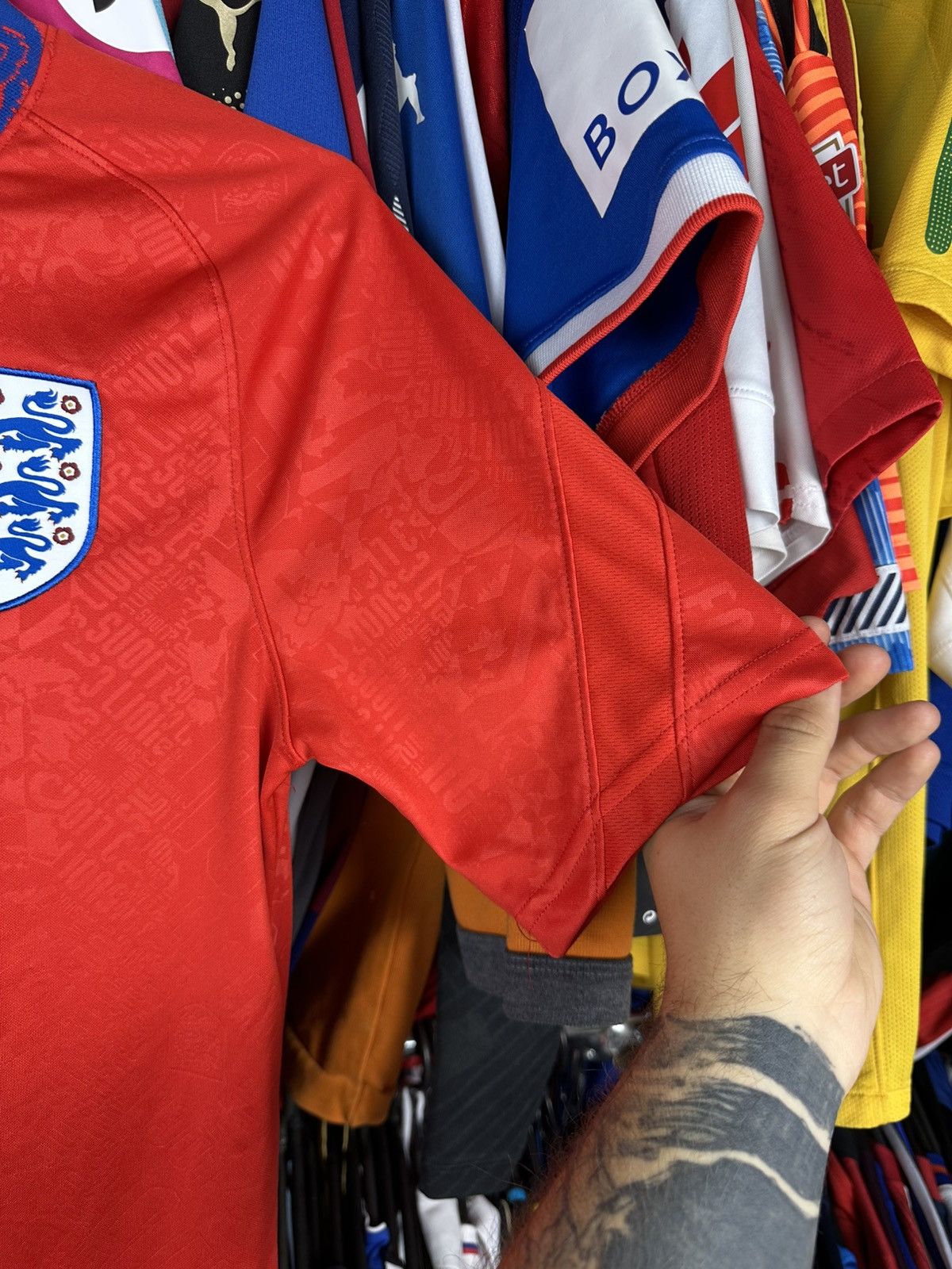Nike ENGLAND 2020 2021 TRAINING FOOTBALL SHIRT SOCCER JERSEY NIKE Size US XS / EU 42 / 0 - 7 Thumbnail