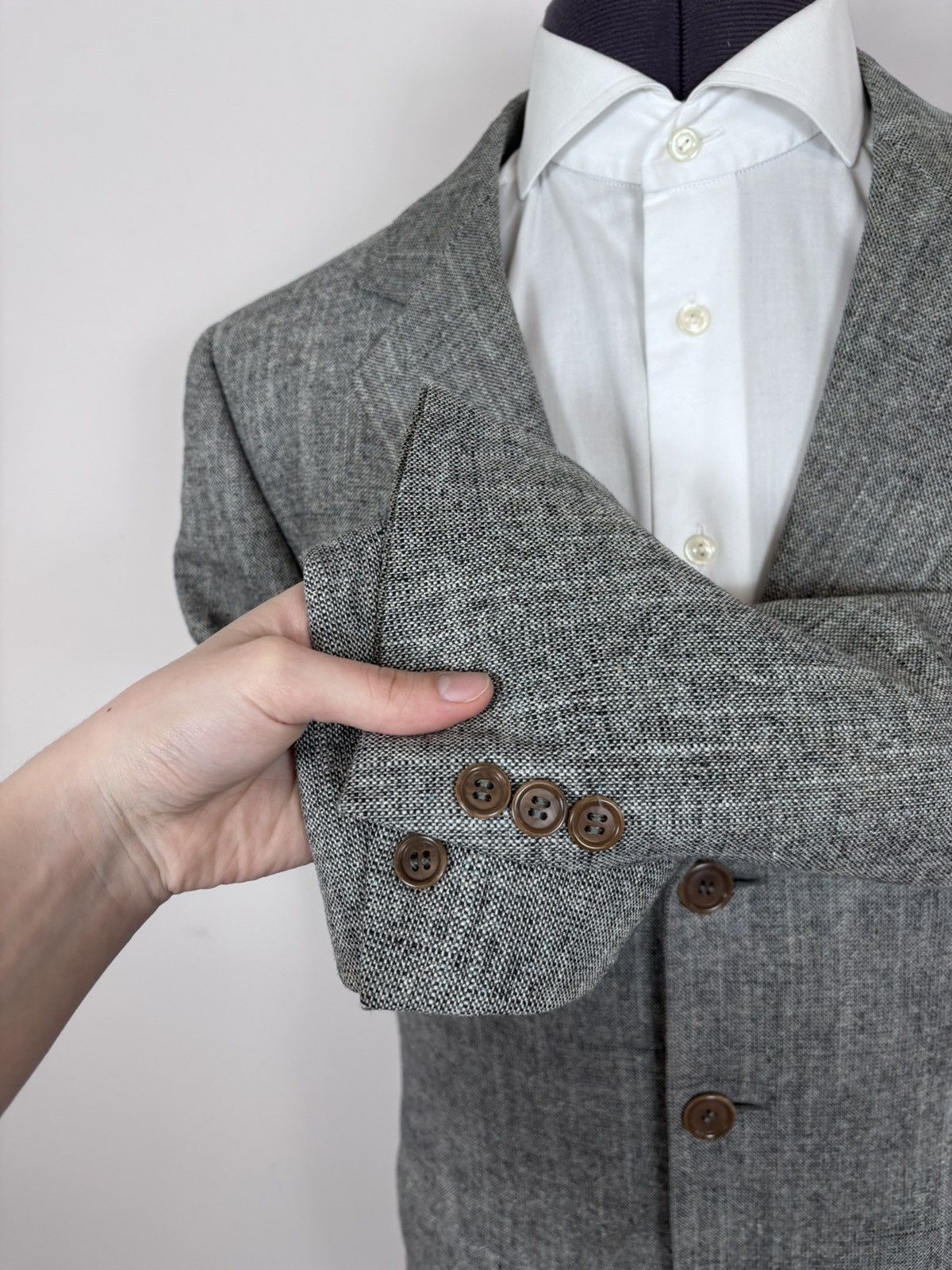 Ermenegildo Zegna Ermenegildo Zegna Soft Grey Textured Silk Blazer Jacket Size 44R - 7 Thumbnail