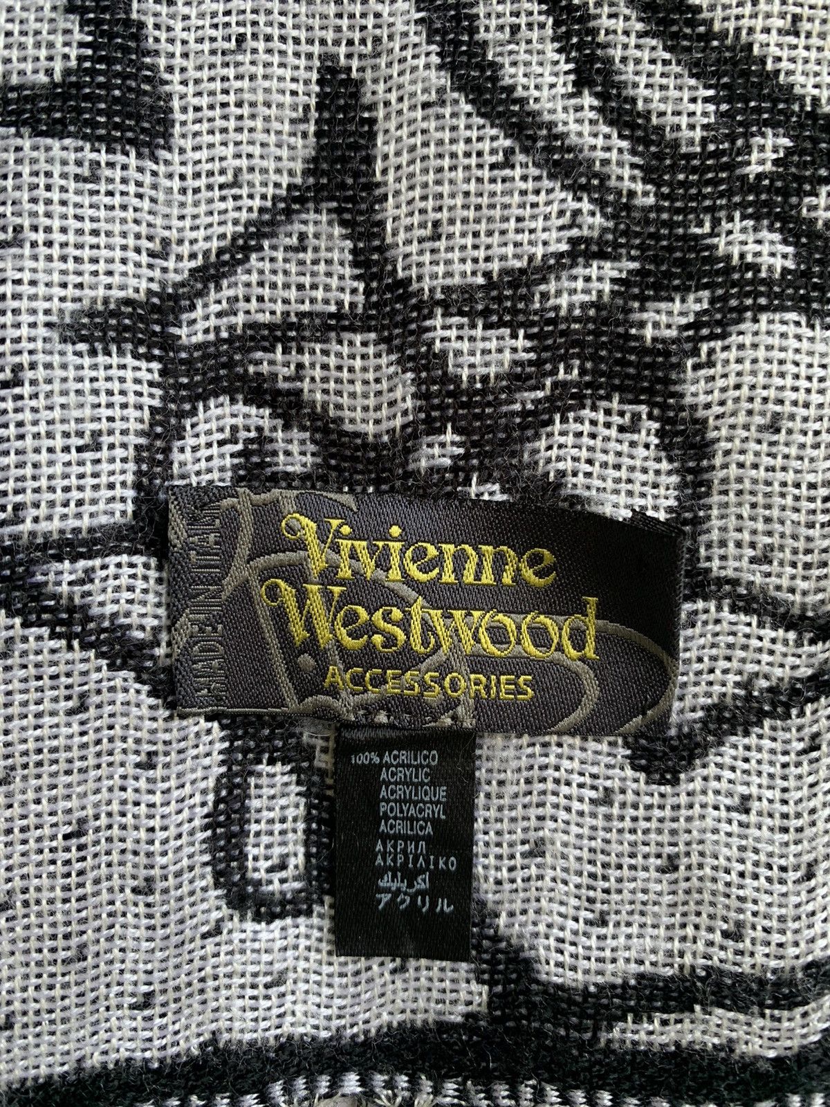 Vivienne Westwood 💥Vivienne Wastwood Monogram Mafla Size ONE SIZE - 6 Thumbnail