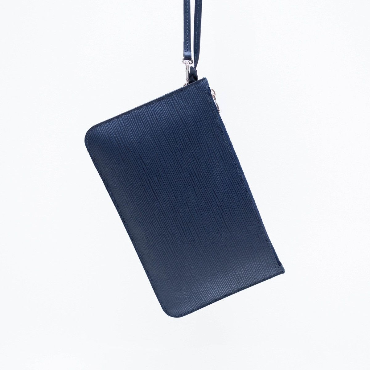 Louis Vuitton LOUIS VUITTON Blue Marine Epi Neverfull WRISTLET Pochette Size ONE SIZE - 2 Thumbnail