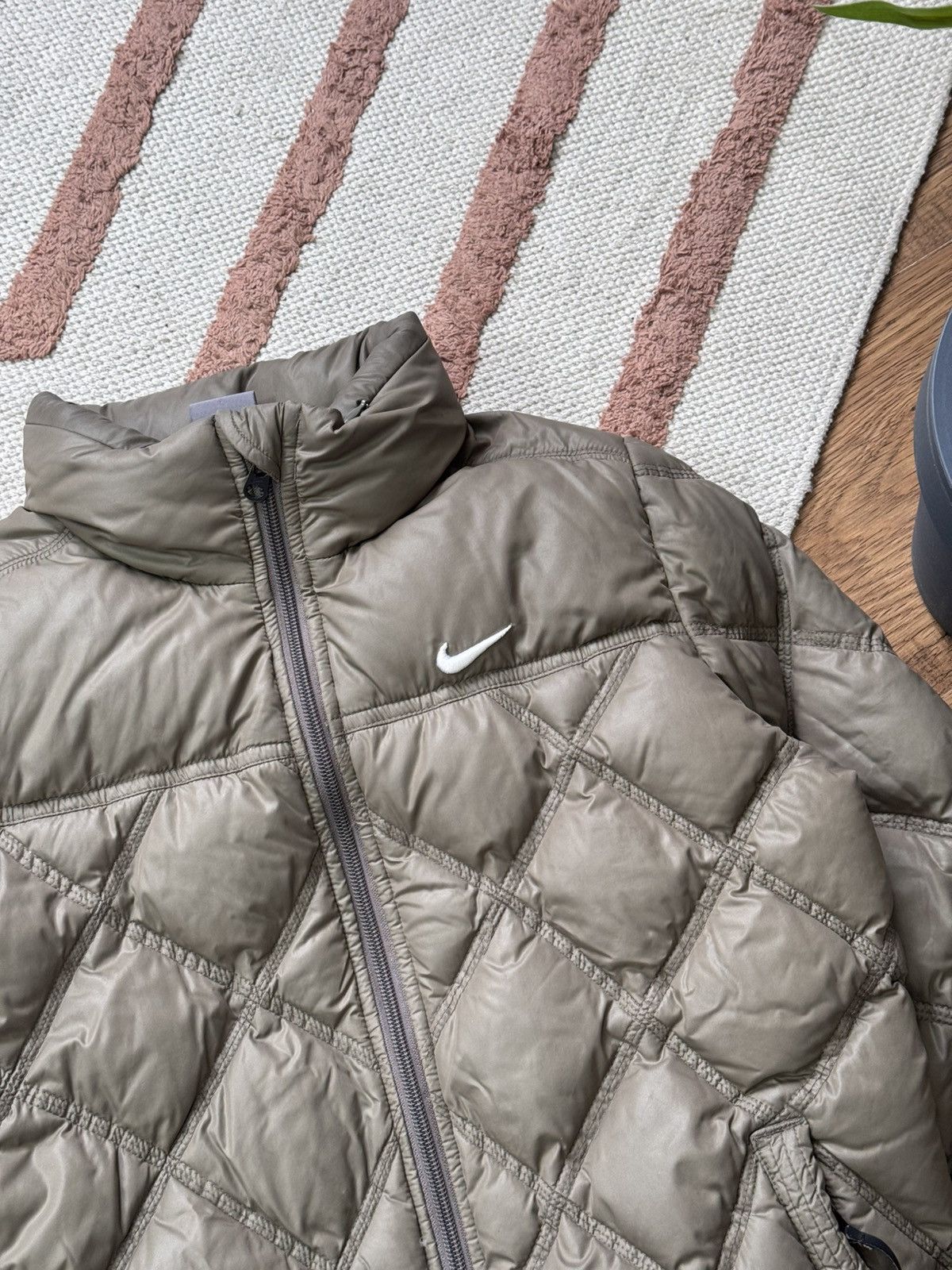 Nike VINTAGE NIKE 2000s QUILTED STYLE DOWN PUFFER JACKET Size S / US 4 / IT 40 - 2 Thumbnail