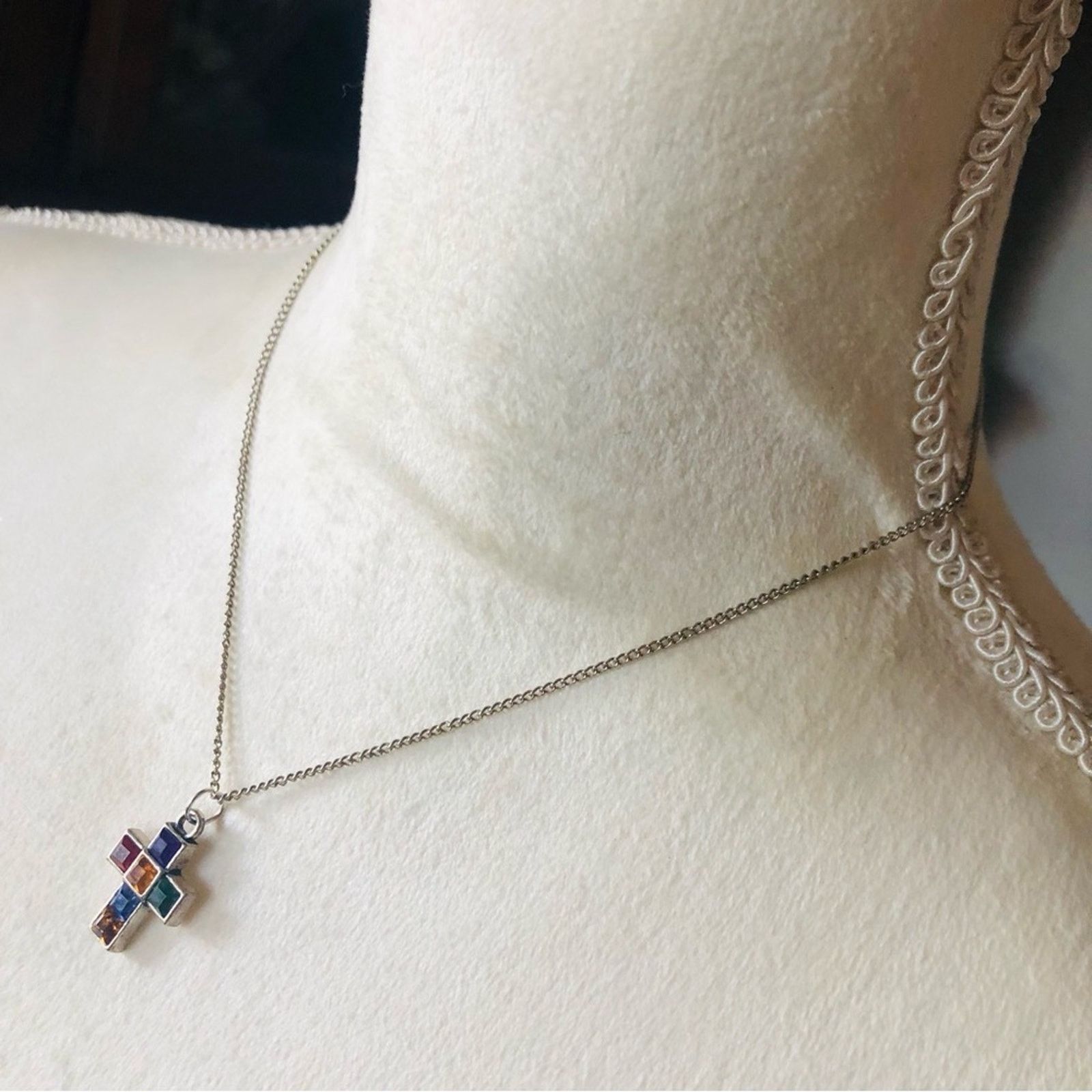 Vintage Vintage multi tone square shape gem cross on chain necklace Size ONE SIZE - 4 Thumbnail