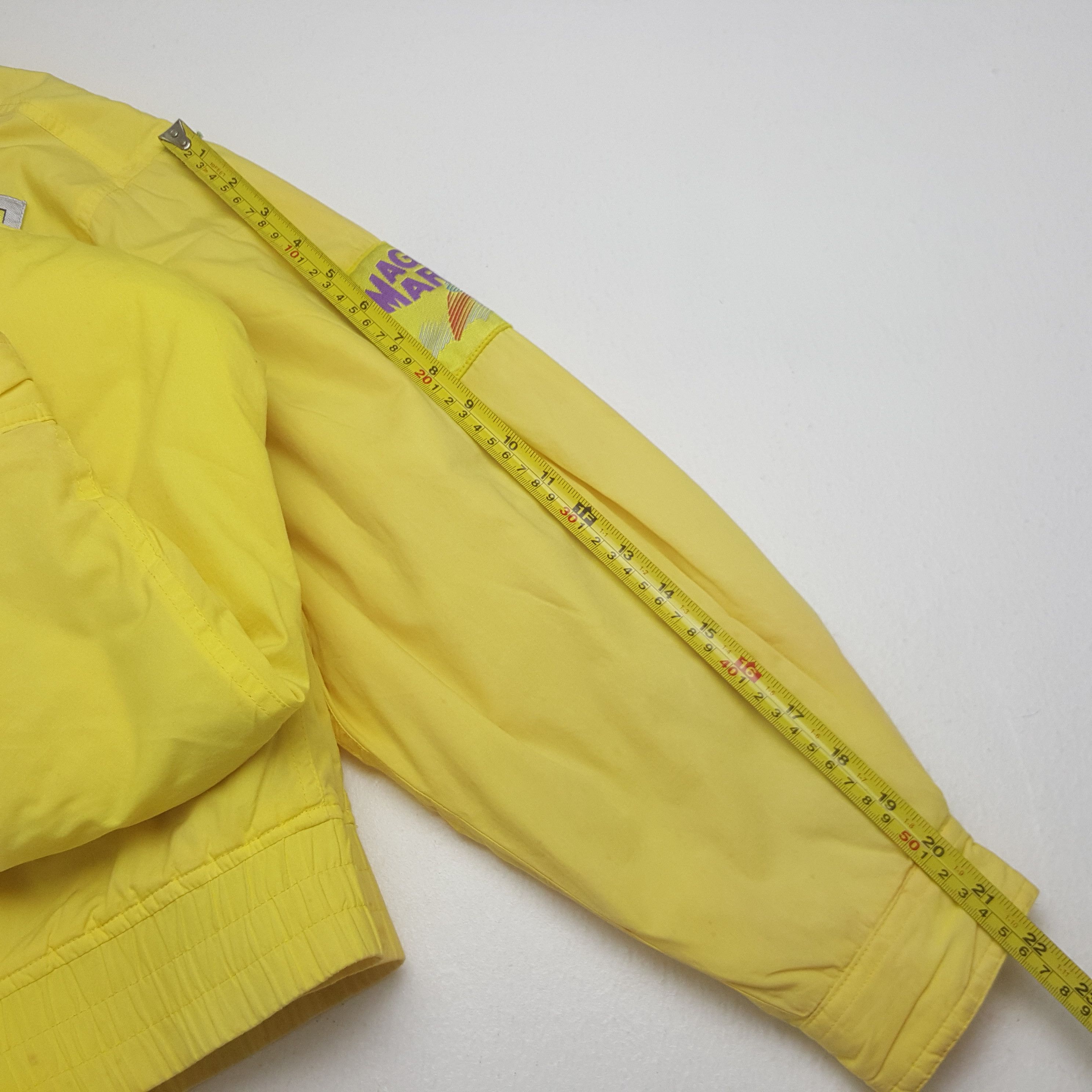 Dunlop Vintage Ferrari Magneti Marelli F1 Bombers Jacket C315N22 Size US XL / EU 56 / 4 - 6 Thumbnail