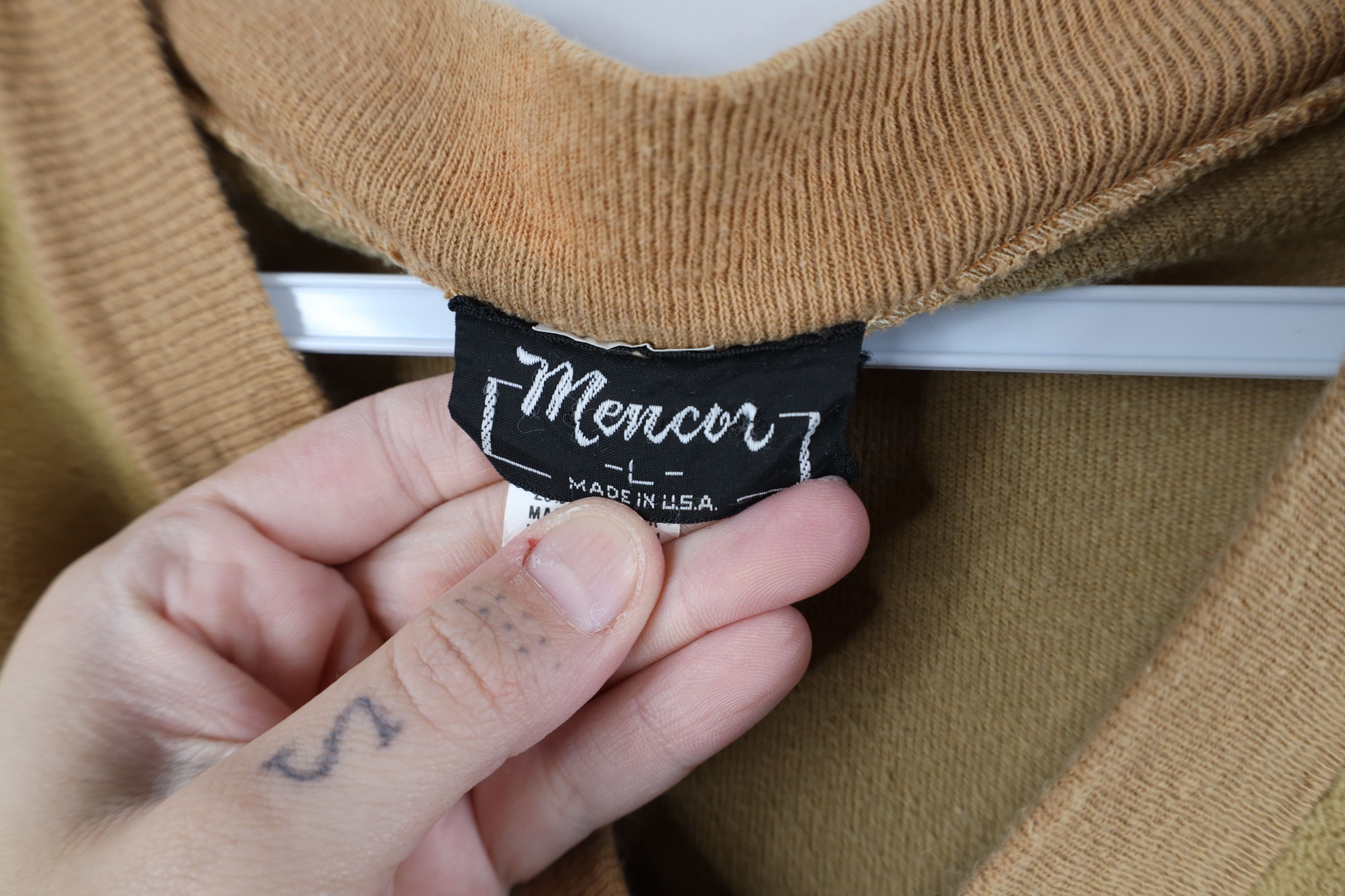 Vintage Vintage 70s Streetwear Blank Velour V-Neck Sweater USA Size US L / EU 52-54 / 3 - 9 Thumbnail
