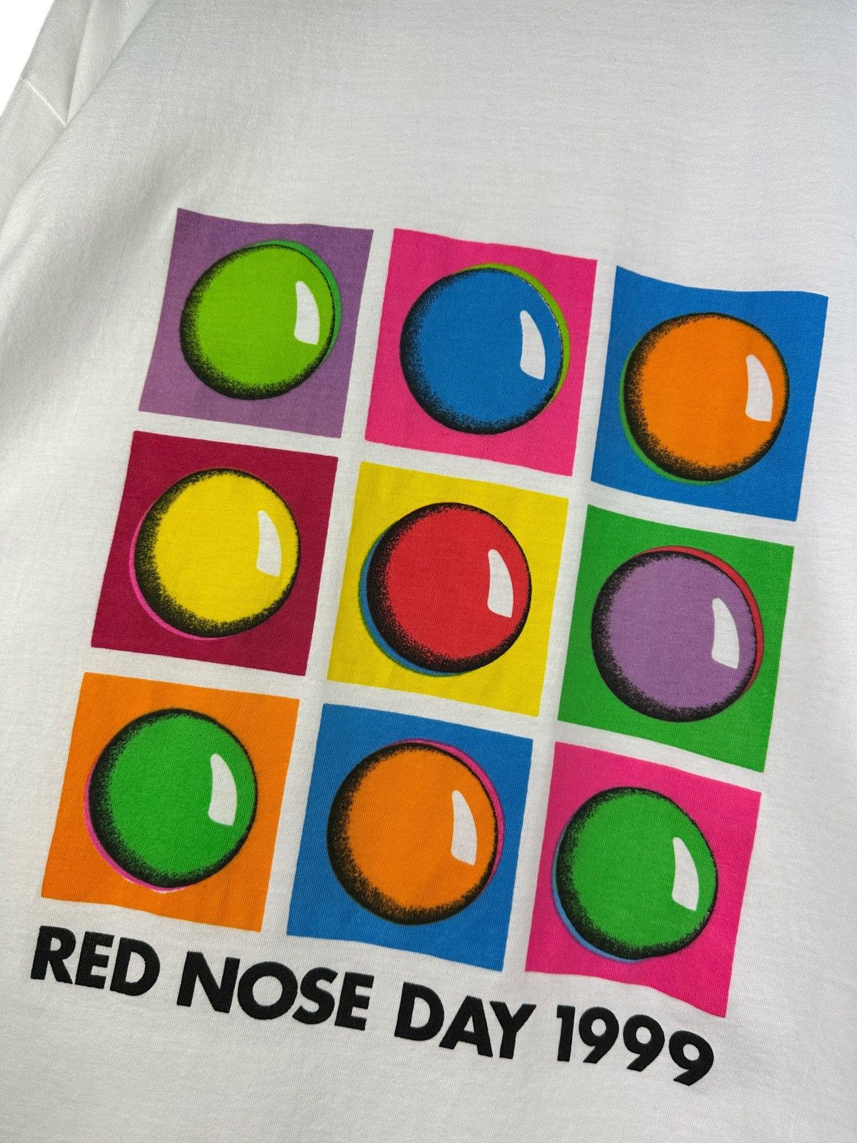 Vintage Vintage Red Nose Day 1999 Comic Relief Art T-Shirt Size US L / EU 52-54 / 3 - 5 Thumbnail