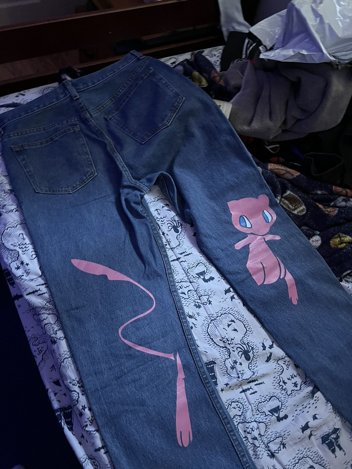 Designer × Pokemon Custom Designer Pokémon jeans Size US 32 / EU 48 - 2 Thumbnail
