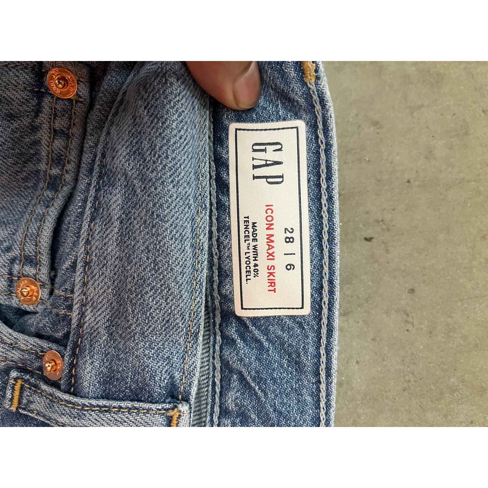 Gap Gap Women - UltraSoft Denim Maxi Skirt / 28 / NWOT Size 28" / US 6 / IT 42 - 7 Thumbnail
