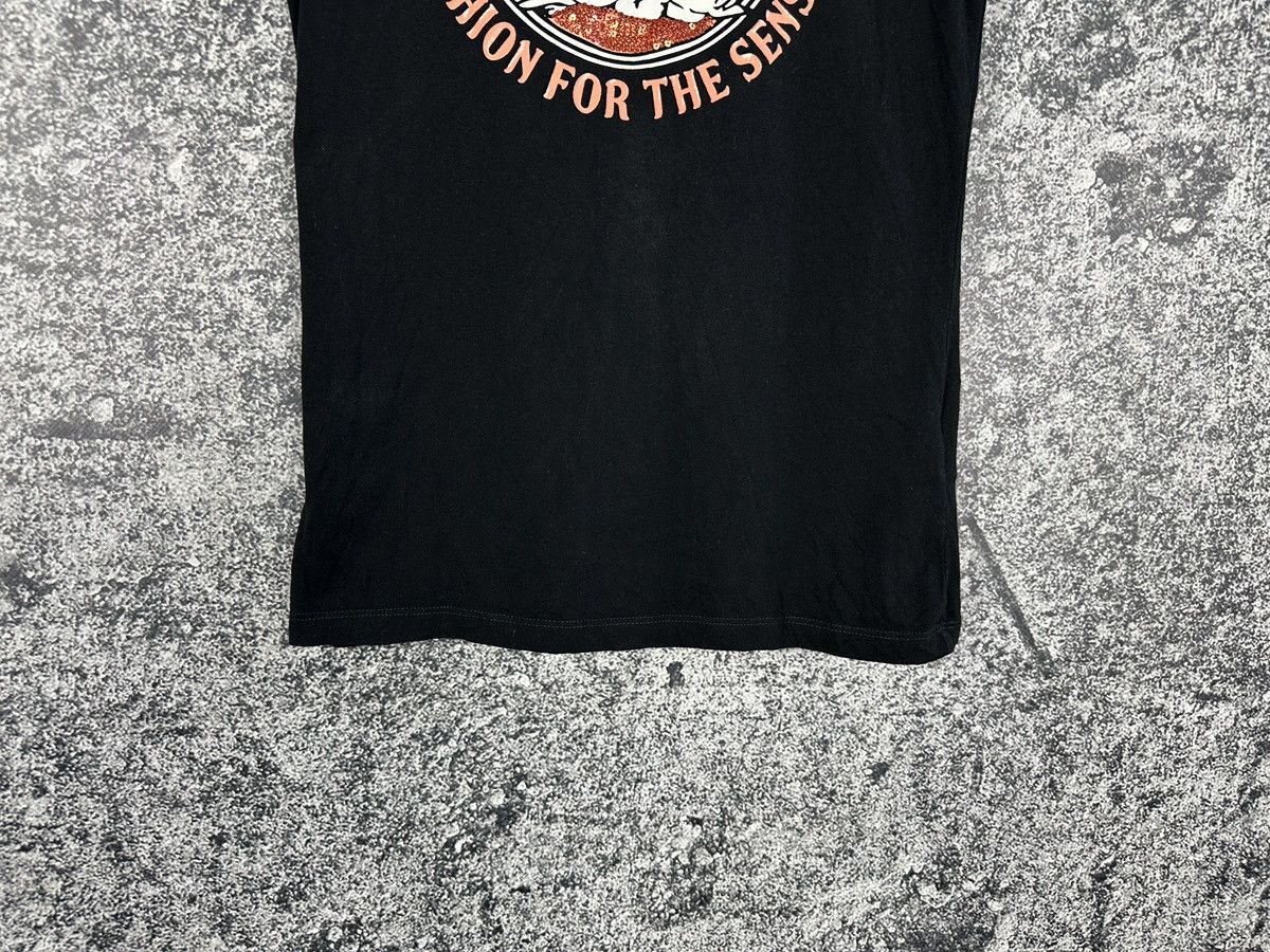 True Religion True Religion Ombre Buddha Logo T-Shirt Streetwear Size S Size S / US 4 / IT 40 - 3 Thumbnail