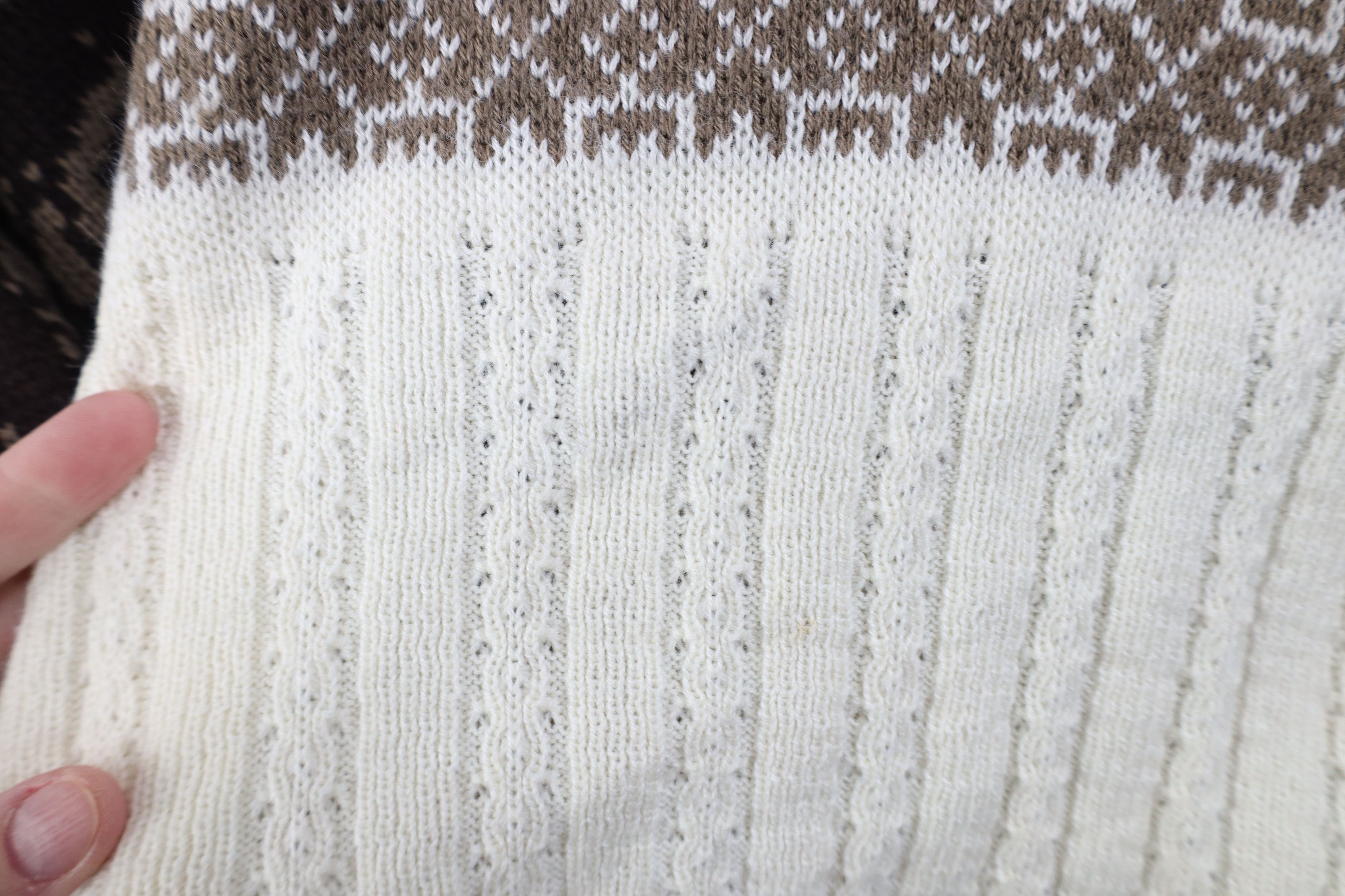 Vintage Vintage 70s Streetwear Fair Isle Cable Knit Crewneck Sweater Size US L / EU 52-54 / 3 - 10 Thumbnail
