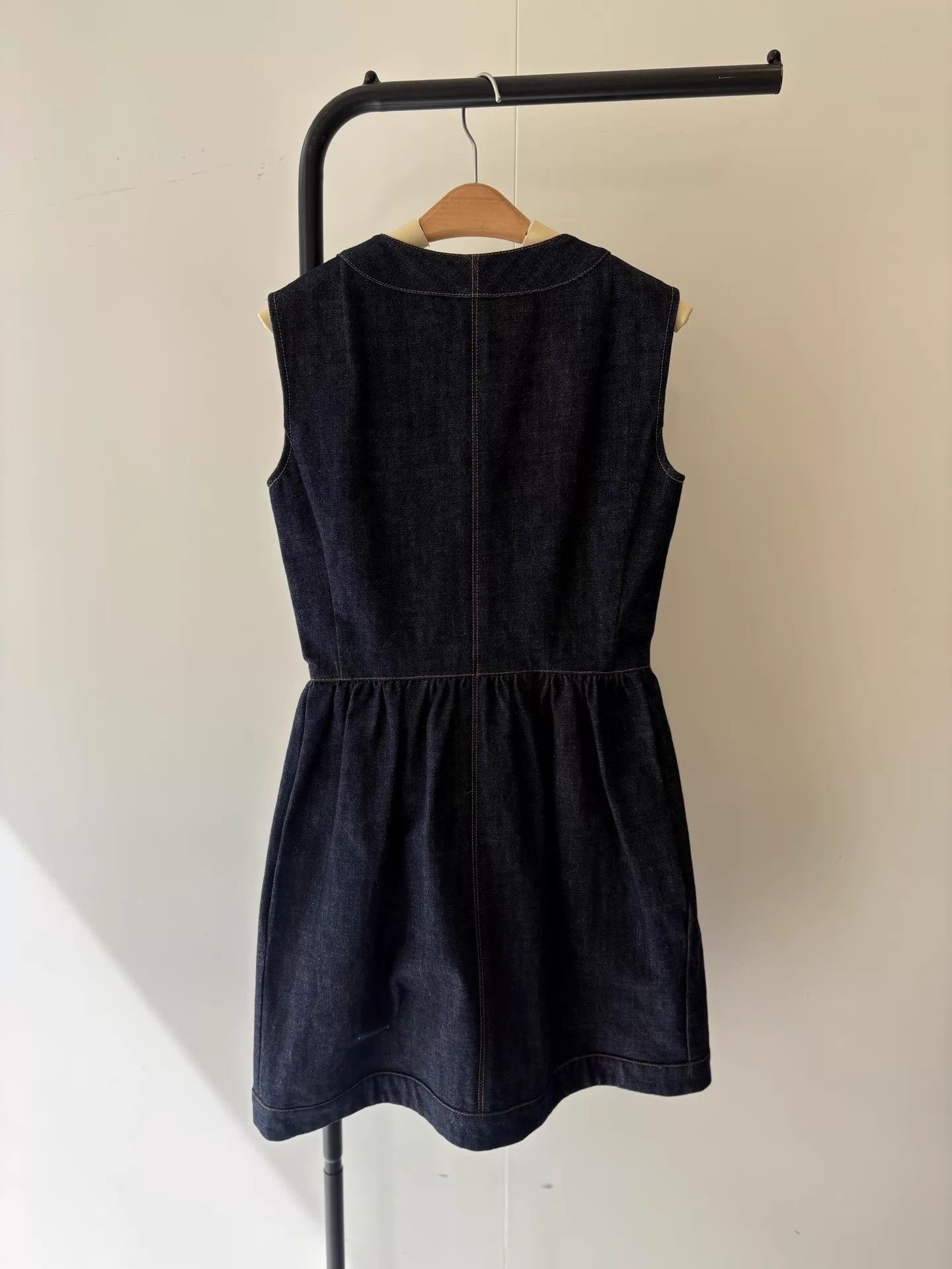 Dior Dior Runway Beaded Denim Sleeveless Dress NWT 34 Size XS / US 0-2 / IT 36-38 - 4 Thumbnail