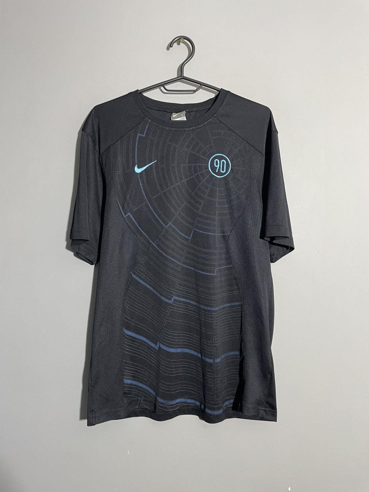 Vintage Vintage Nike Total 90 tee size L Size US L / EU 52-54 / 3 - 1 Thumbnail