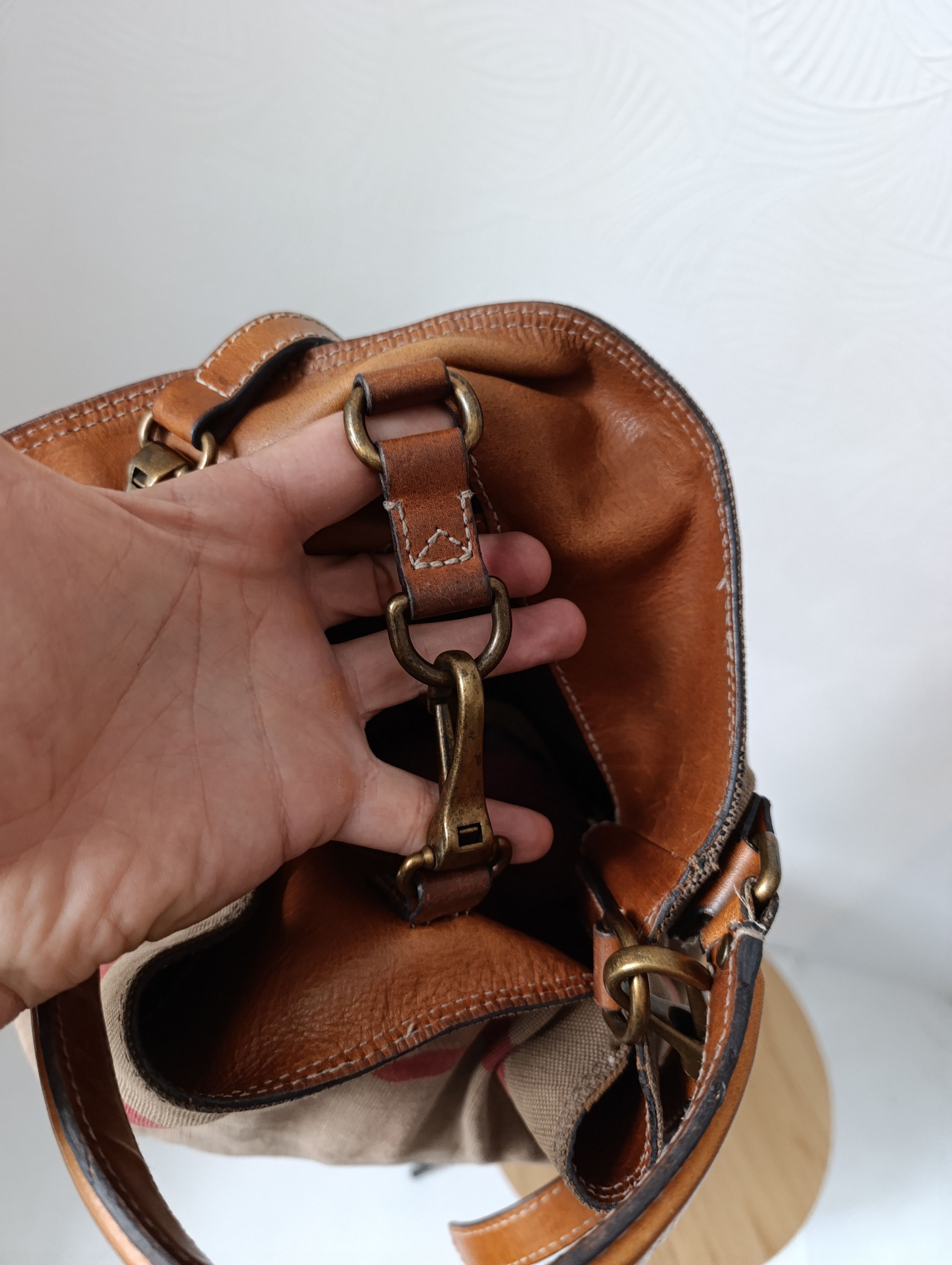 Burberry BURBERRY ASHBY MEDIUM SADDLE LEATHER CHECK CANVAS HOBO BAG Size ONE SIZE - 18 Thumbnail