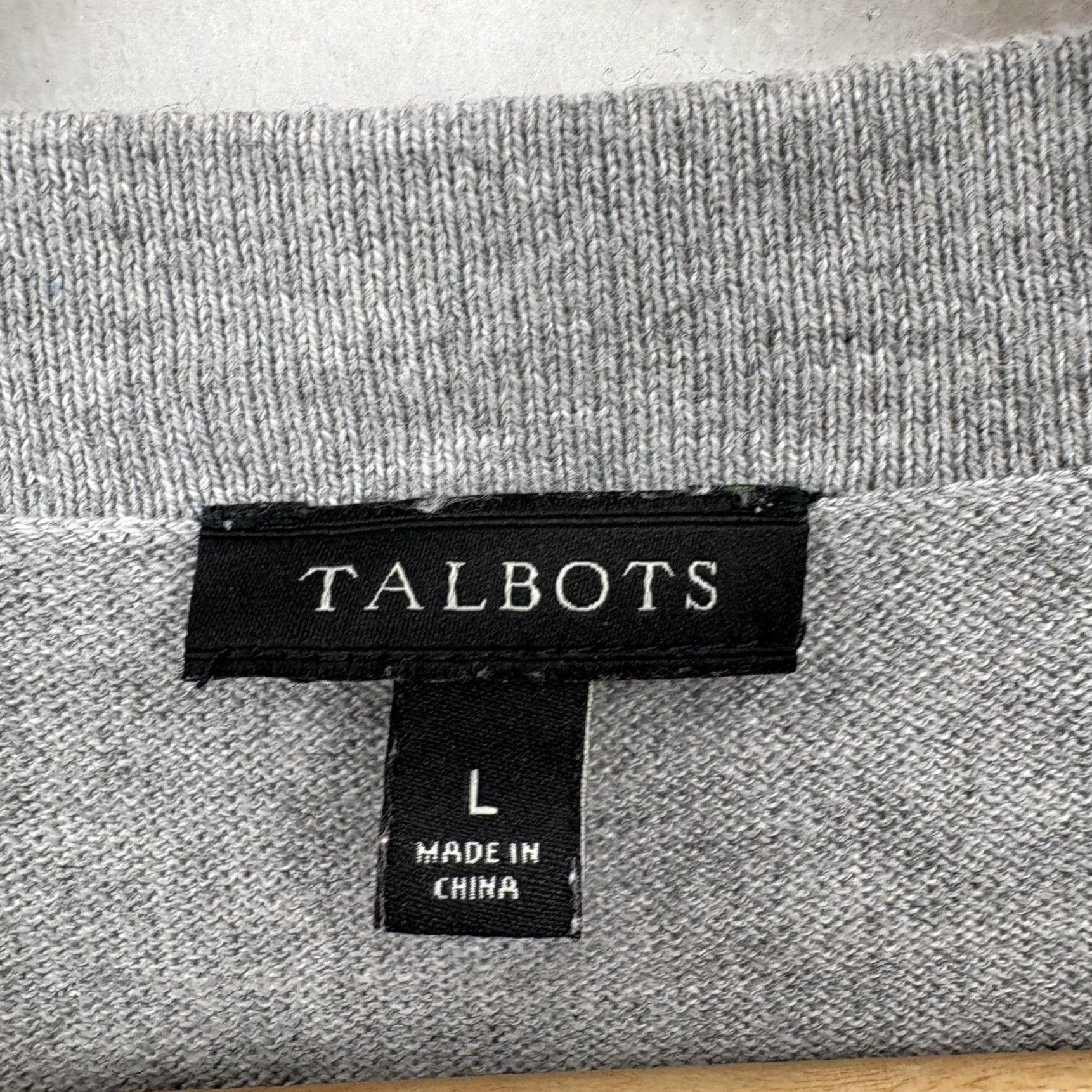 Talbots Talbots Sweater Womens Large Gray Snowflake Cashmere Knit Crew Neck Christmas Size L / US 10 / IT 46 - 4 Thumbnail