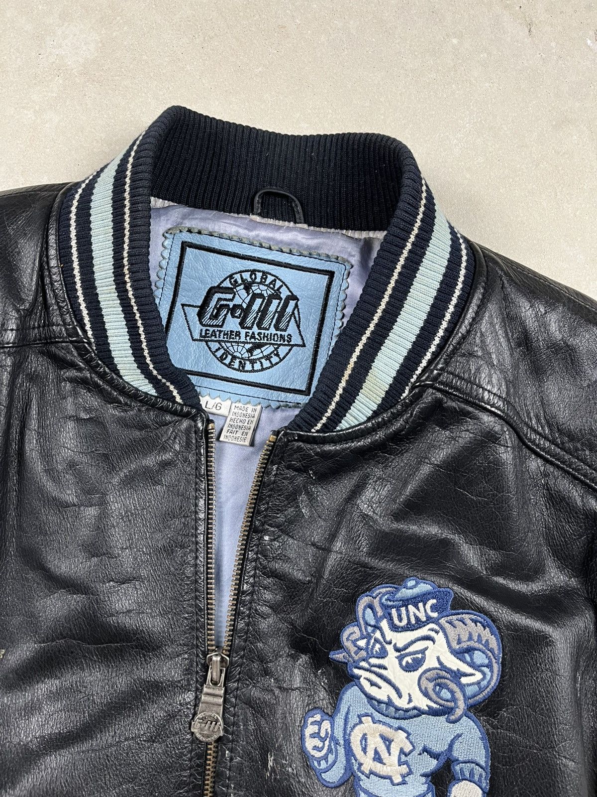 Vintage Vintage 90s University of North Carolina UNC Leather Jacket Size US L / EU 52-54 / 3 - 5 Thumbnail