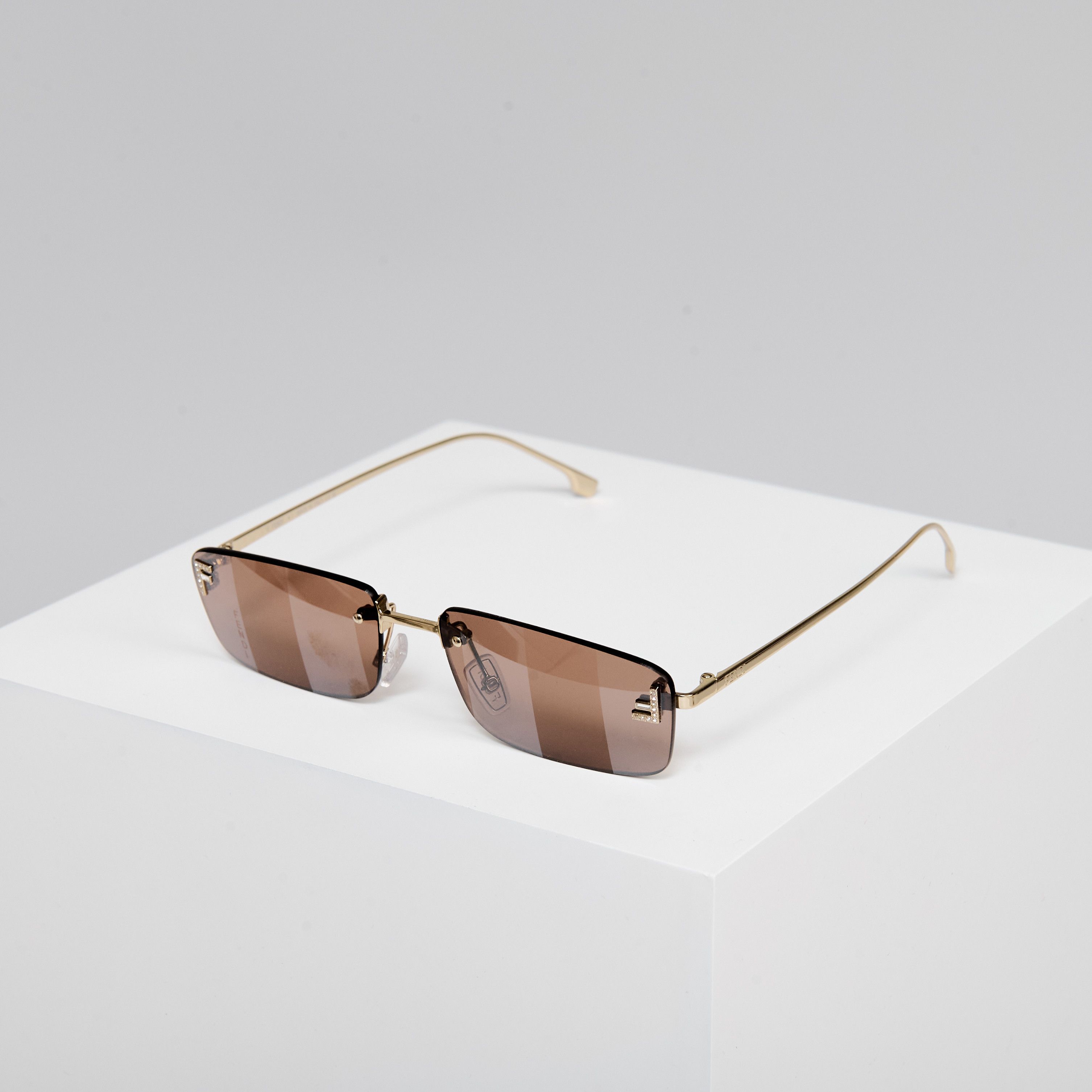 Fendi FENDI FE4172US 32G SUNGLASSES Size ONE SIZE - 1 Thumbnail