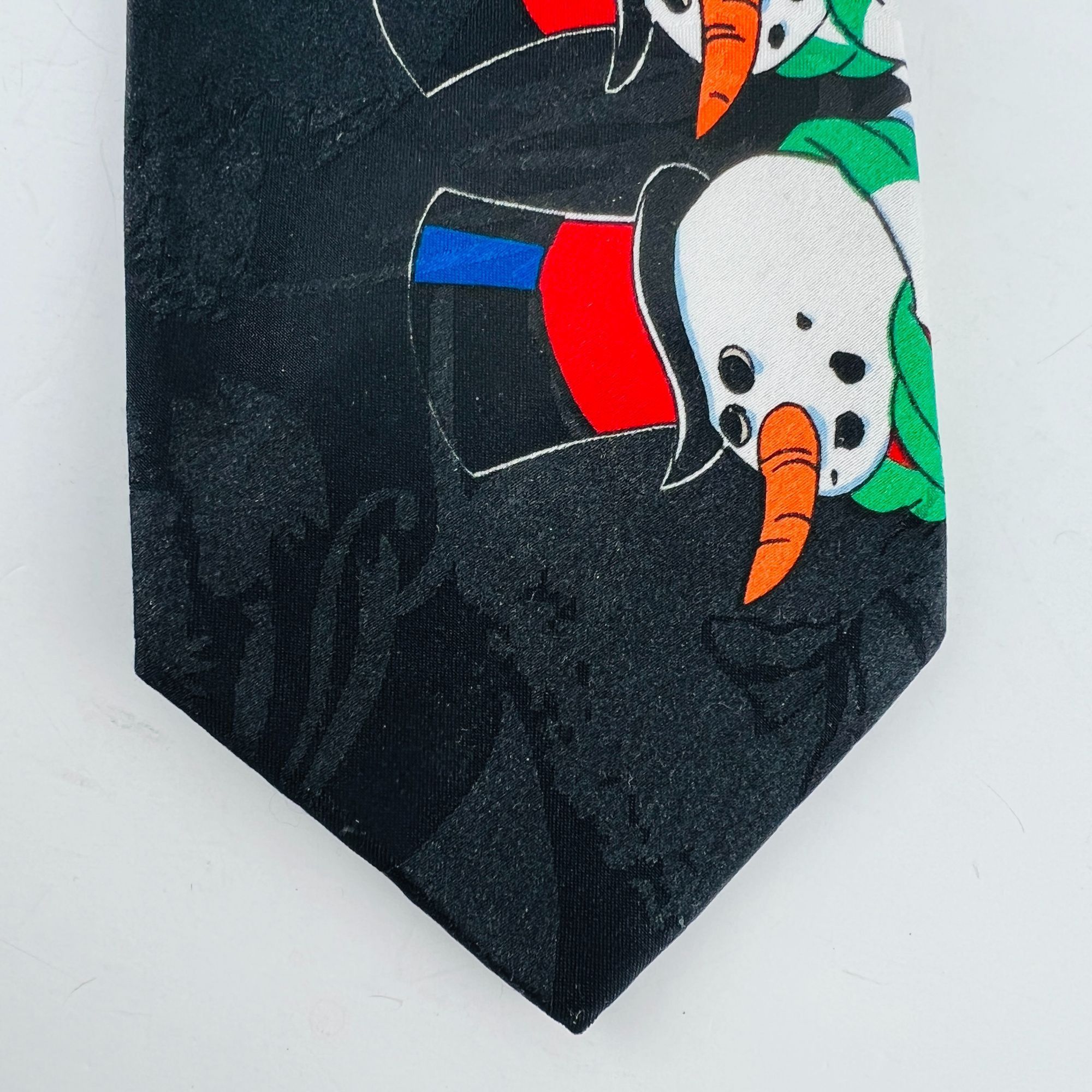 Other Looney Tunes Mania Bugs Bunny Snowman Christmas Holiday Neck Size ONE SIZE - 5 Thumbnail