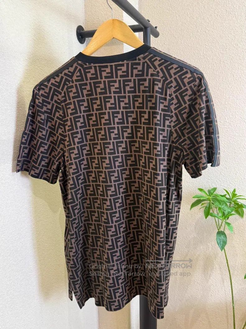 Fendi Fendi Short Sleeve T-Shirt, Classic FF Pattern Size M / US 6-8 / IT 42-44 - 2 Thumbnail