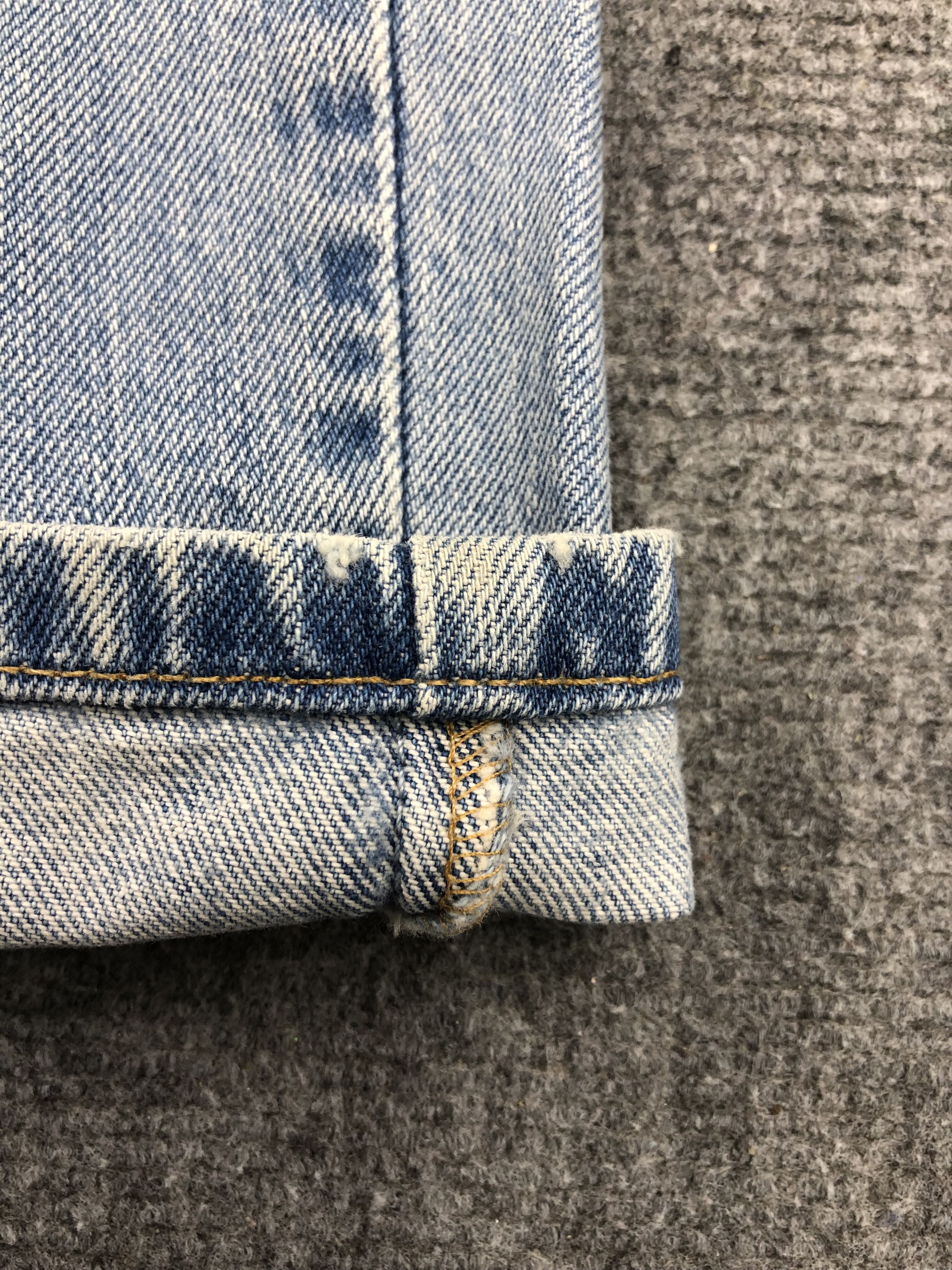 Levi's Vintage Levis 550 Light Washed Jeans DPP0241 Size US 36 / EU 52 - 9 Thumbnail