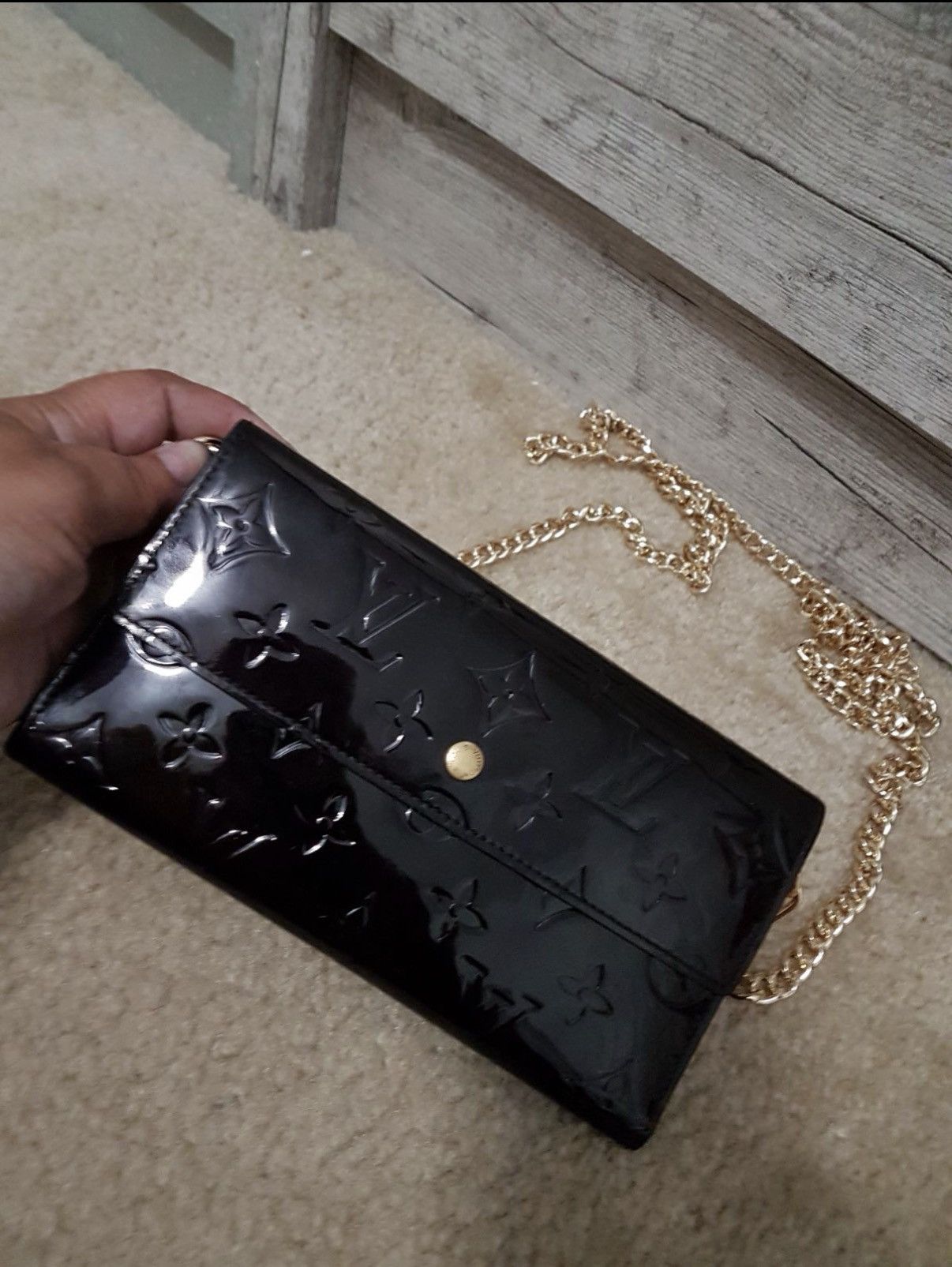 Louis Vuitton Louis Vuitton Vernise Leather Sarah Wallet Chain Crossbody Size ONE SIZE - 4 Thumbnail