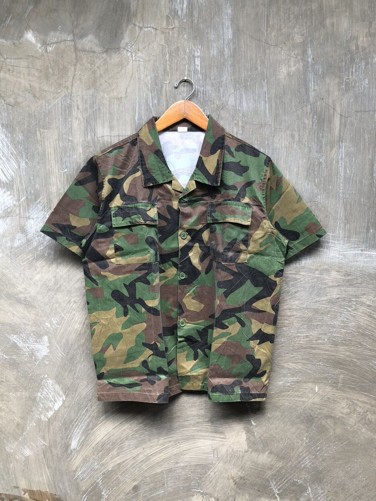 Japanese Brand Unknown - Army Men Button Up Shirt Size US L / EU 52-54 / 3 - 1 Thumbnail