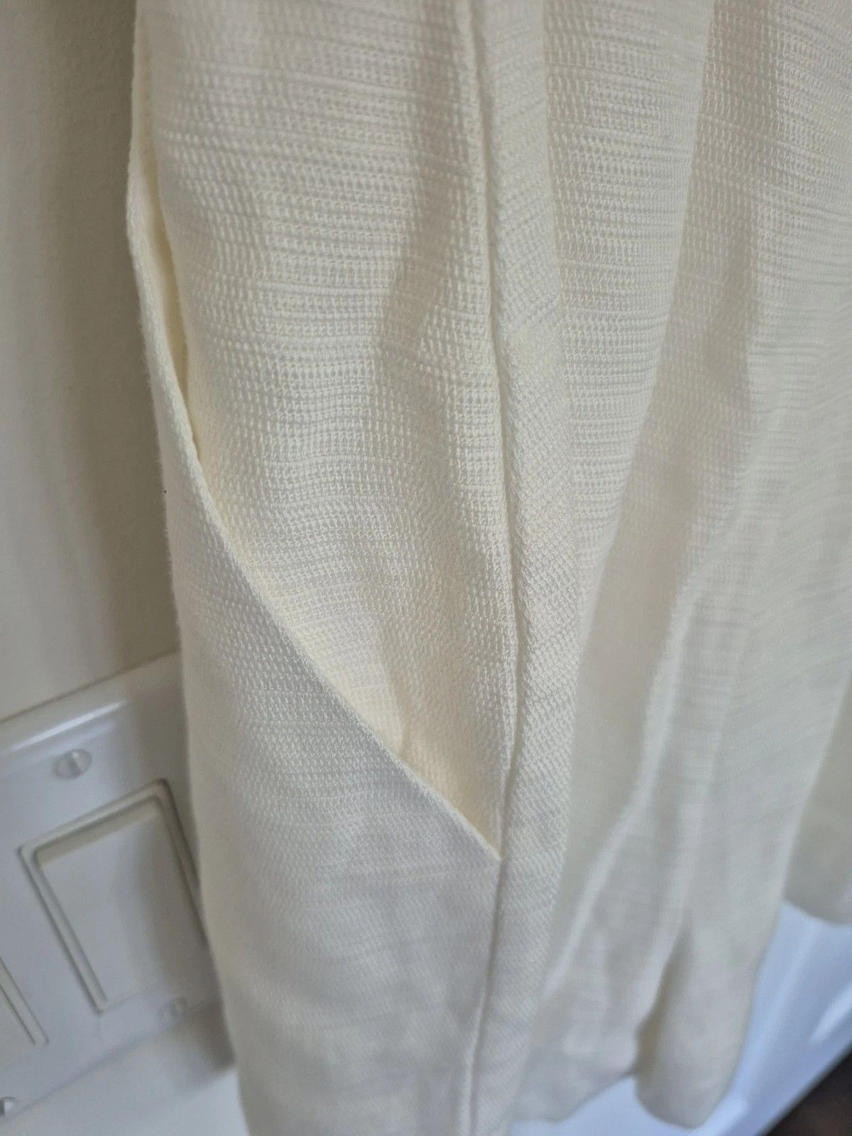 INTERMIX Playsuit Romper Ivory Short Sleeve Collared Button Up Belted Size 25" / US 0 / IT 36 - 6 Thumbnail