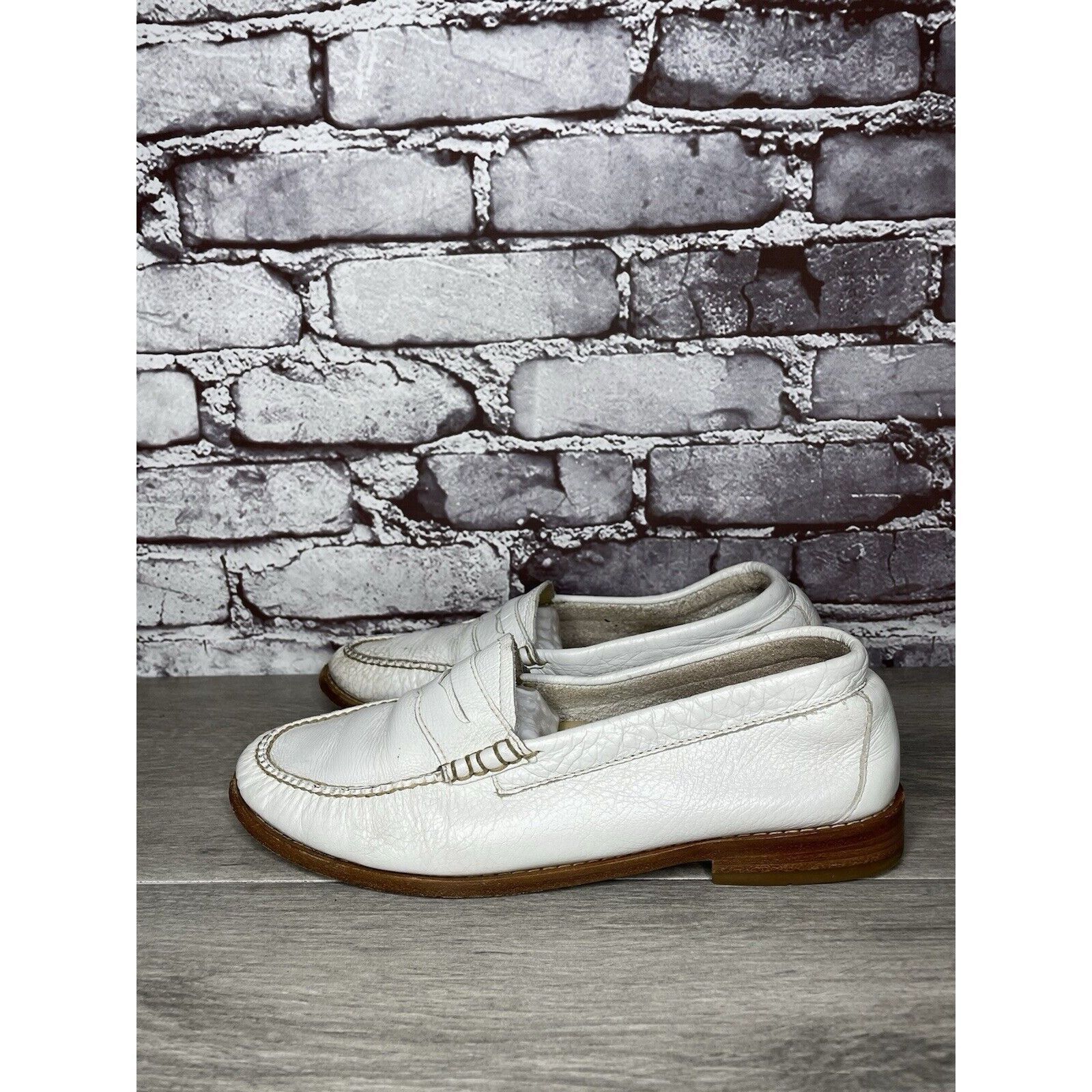 G.H. Bass & Co. G.H. Bass Weejuns White Leather Moc Toe Penny Loafers Shoes Size US 8.5 / IT 38.5 - 1 Thumbnail
