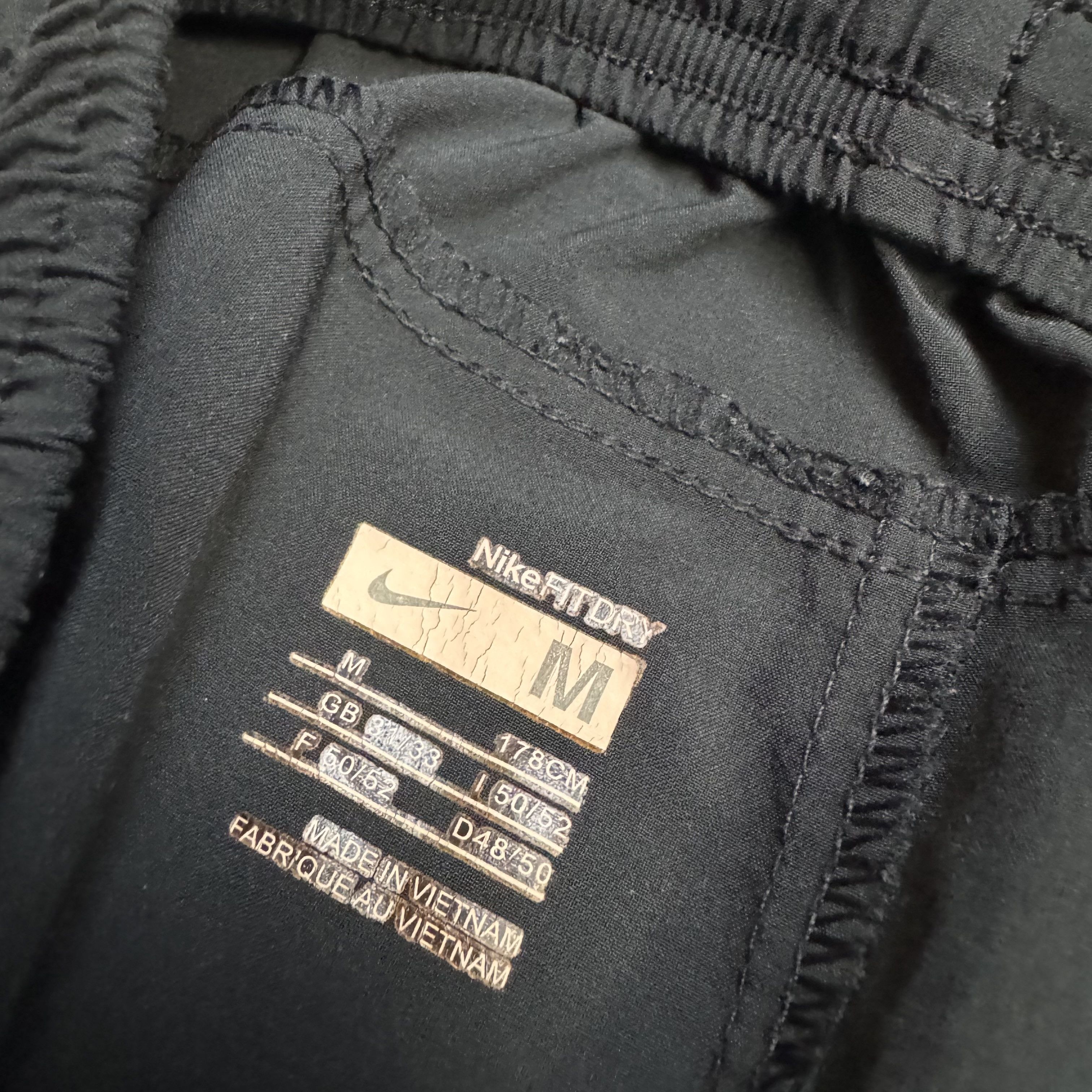 Nike × Vintage NIKE NYLON VINTAGE REFLECTIVE SWOOSH DRILL PANTS Y2K Size US 32 / EU 48 - 3 Thumbnail