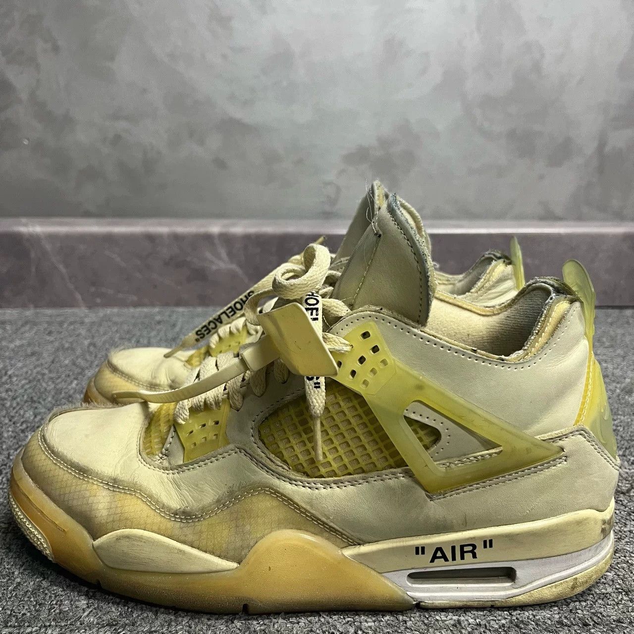 Jordan Brand Nike Off-White AJ4 Beige Basketball Shoes Size US 5 / EU 37 - 3 Thumbnail