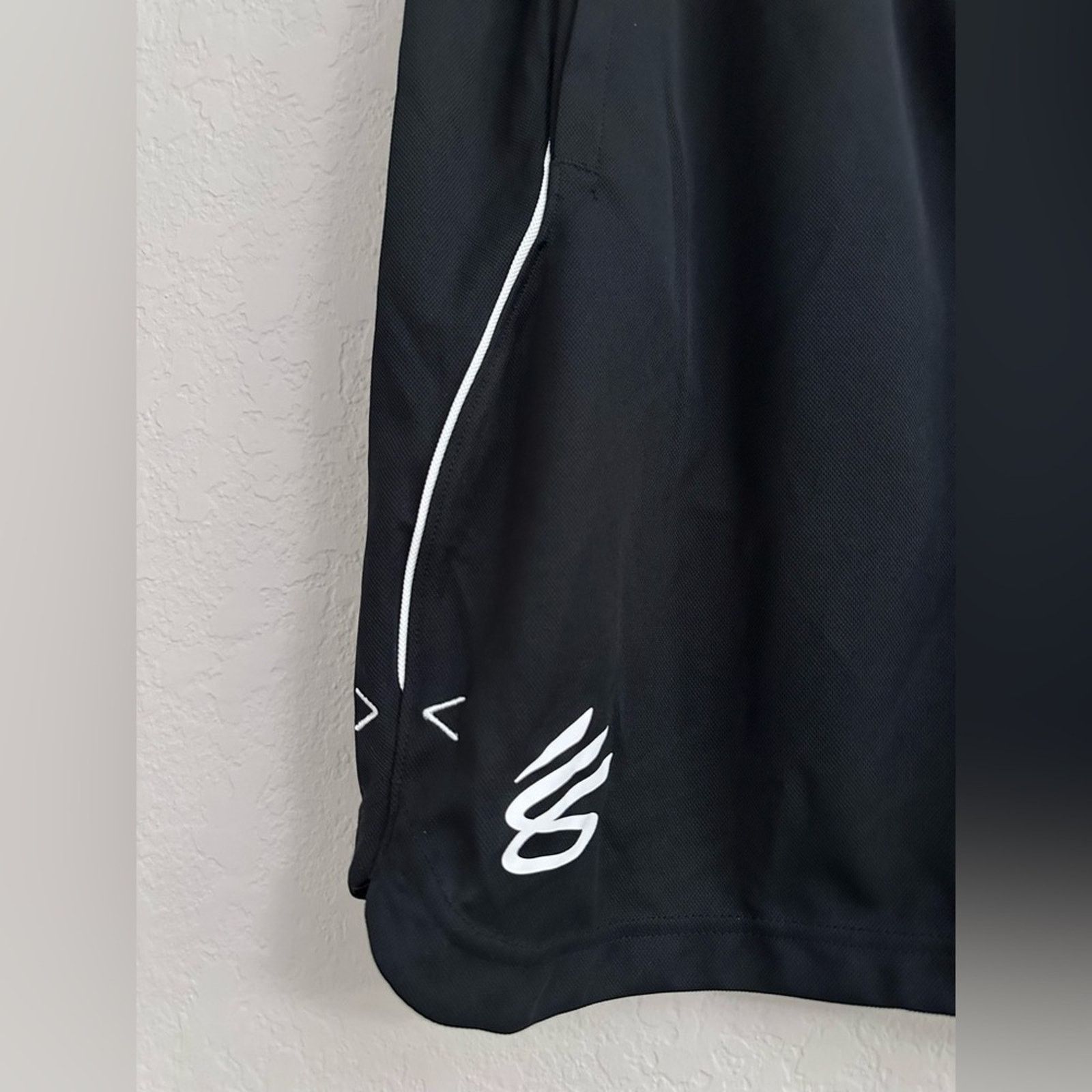 Under Armour Under Armour Curry Undrtd Splash Shorts Men XL Black Size US 38 / EU 54 - 2 Thumbnail