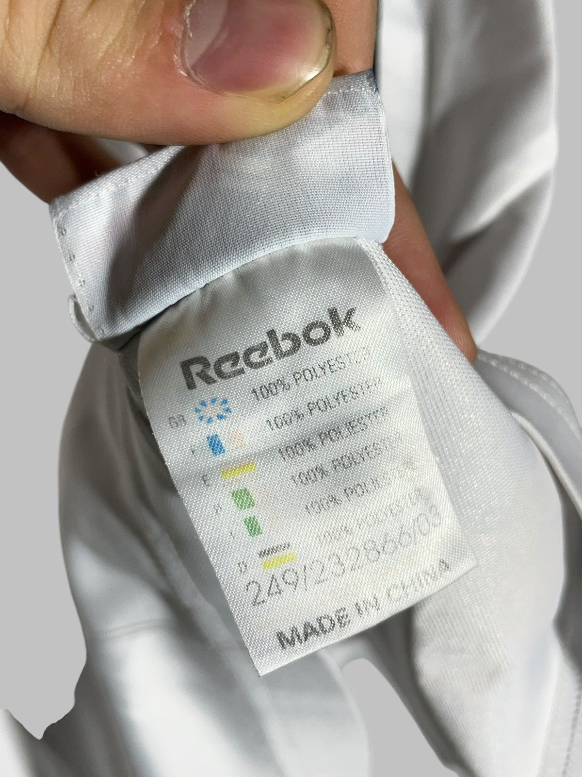 Reebok × Vintage Liverpool FC Reebok 2003/04 Away Football Shirt Jersey Size US M / EU 48-50 / 2 - 12 Thumbnail