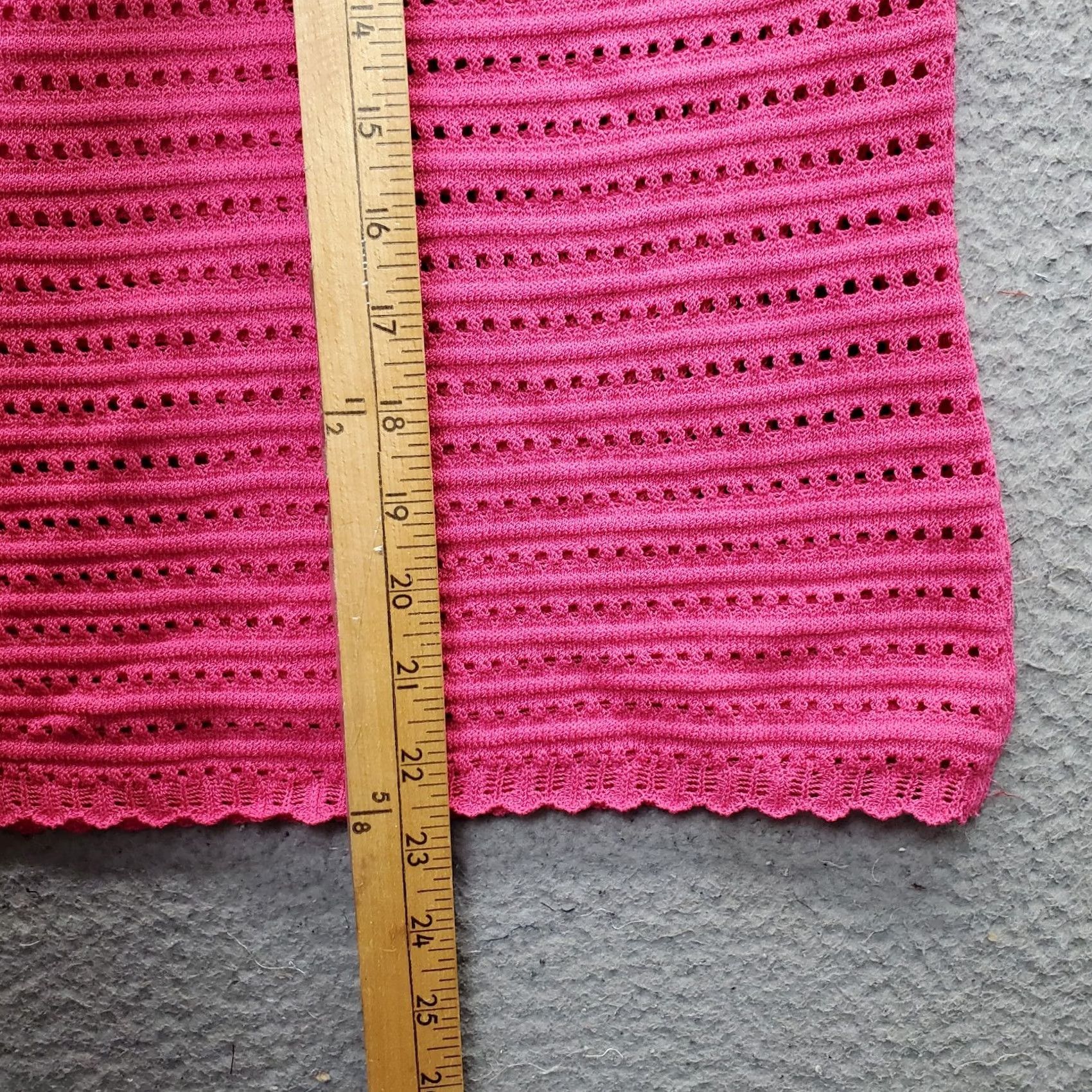 St. John St. John Womens Vest Shirt M Pink Sleeveless Pullover Knitted Knit V-Neck Casual Travel Ready Size M / US 6-8 / IT 42-44 - 3 Thumbnail