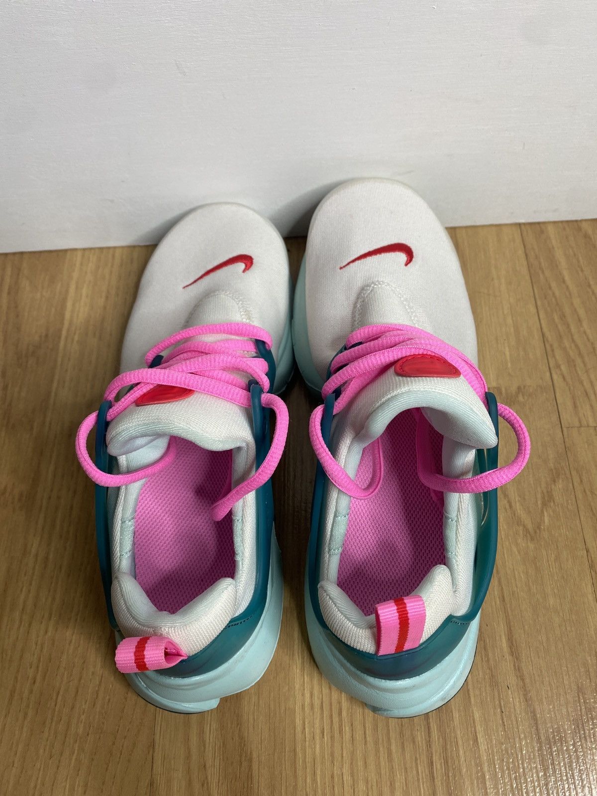 Nike Presto GS “White Jade Ice” Size US 6 / IT 36 - 7 Thumbnail