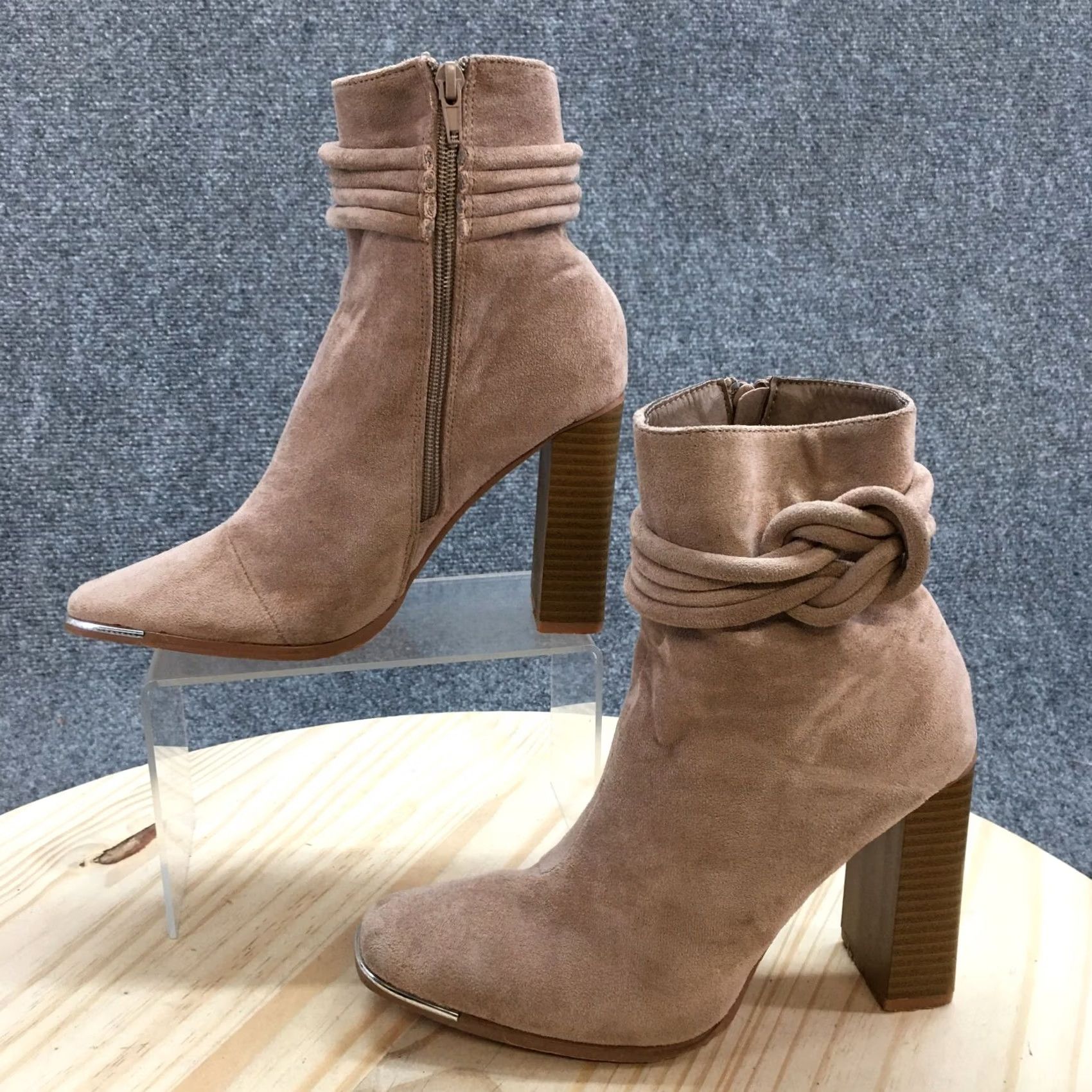 Vintage YOKI Boots Womens 7 Quincy Knotrope Side Zip Heels Ankle Suede Brown Fabric Boots Size US 7 / IT 37 - 3 Thumbnail