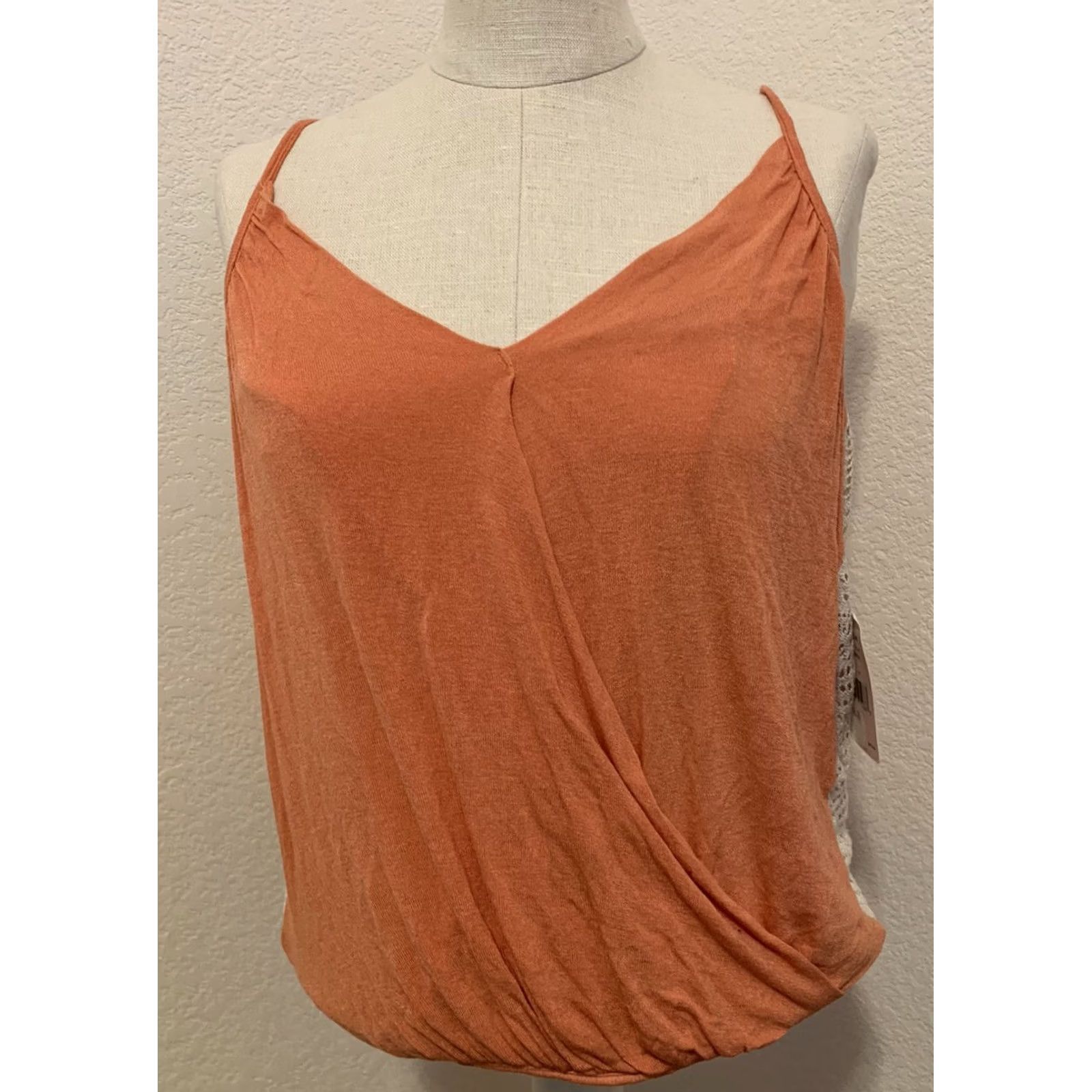 Free People Free People Tank Top Shirt Womens M Orange Lace Spaghetti Strap Sleeveless V-Neck Cropped Casual Knit Lightweight Stretch Size M / US 6-8 / IT 42-44 - 2 Thumbnail