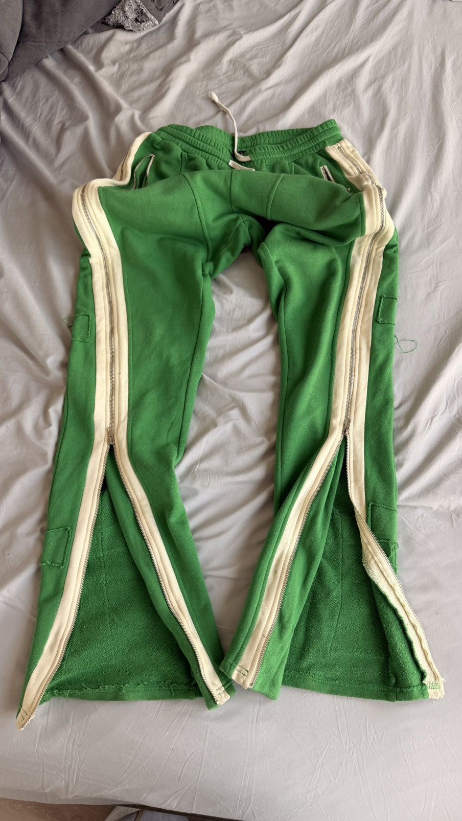 Other Green Cross Patch Zip Track Pants Size US 32 / EU 48 - 3 Thumbnail