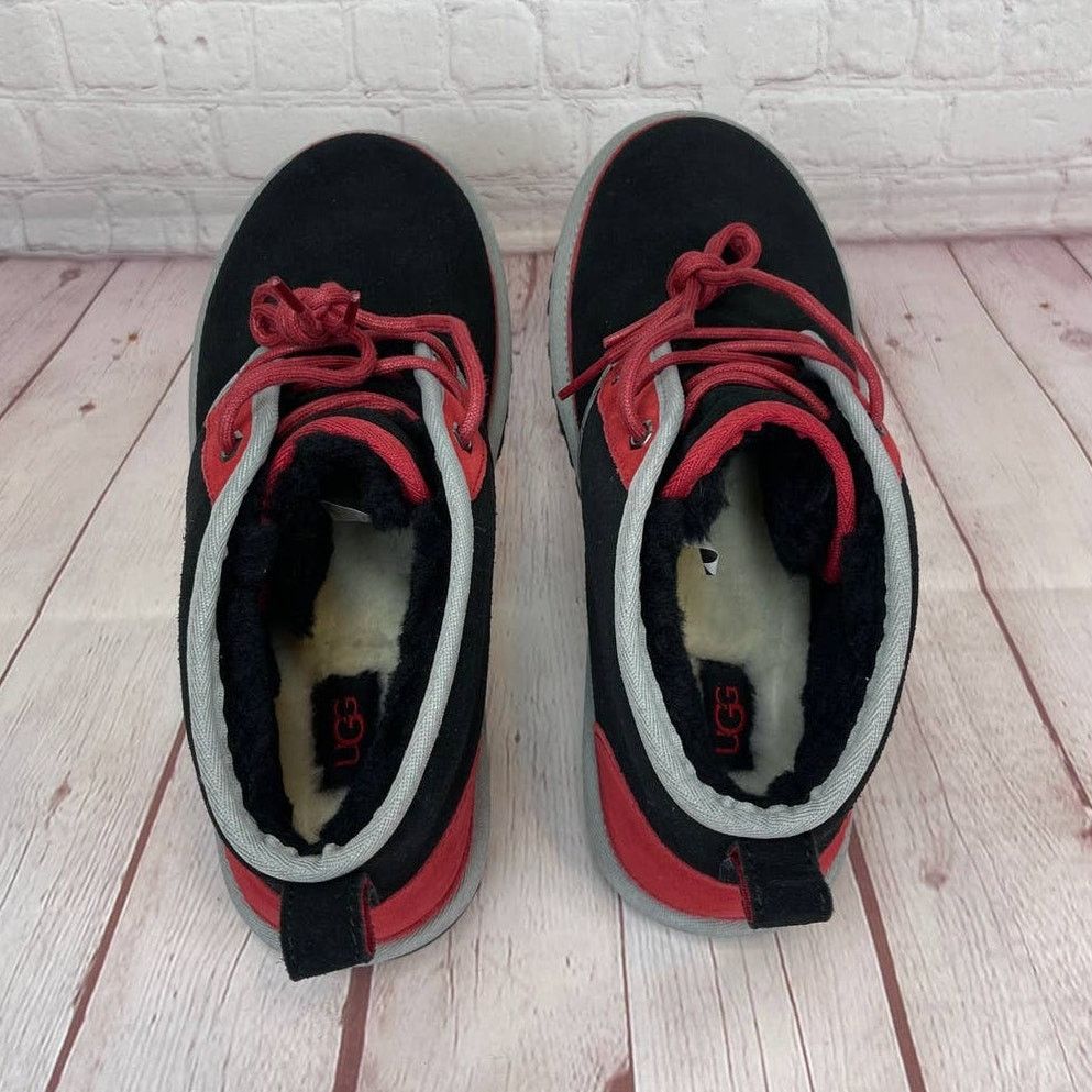 Ugg Ugg Neumel Mashup Black Red Suede Chukka Boots Mens Size 9 Size US 9 / EU 42 - 7 Thumbnail