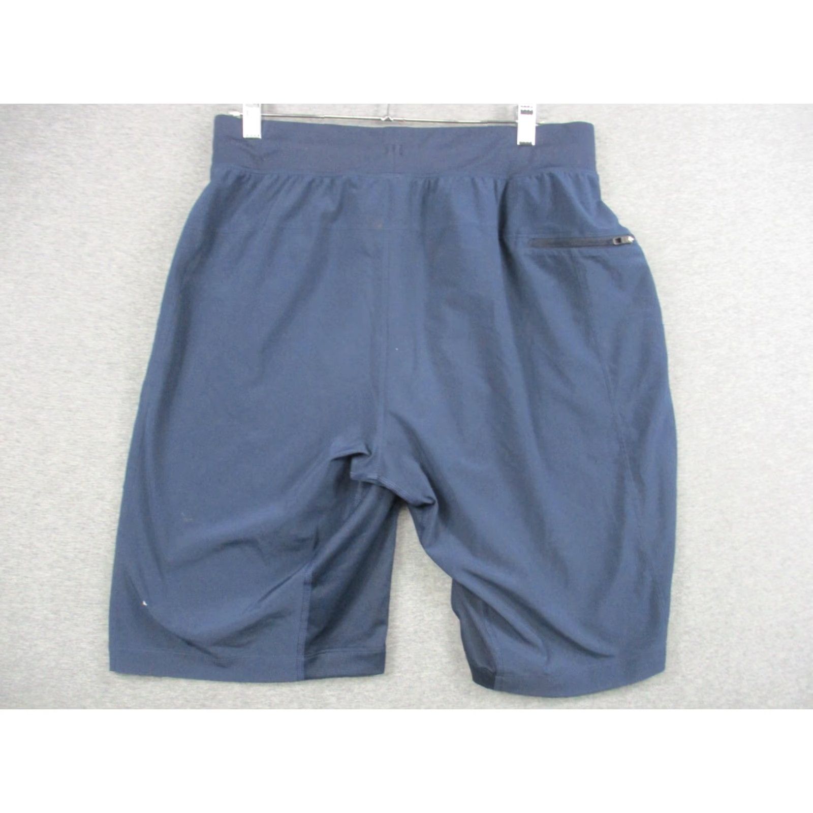Lululemon Lululemon Men’s Pace Breaker Short Linerless 10" Navy Blue Size Medium - Activewear, Athletic, Space Theme, Inseam 10 in, Regular, Men Size US 31 - 6 Thumbnail