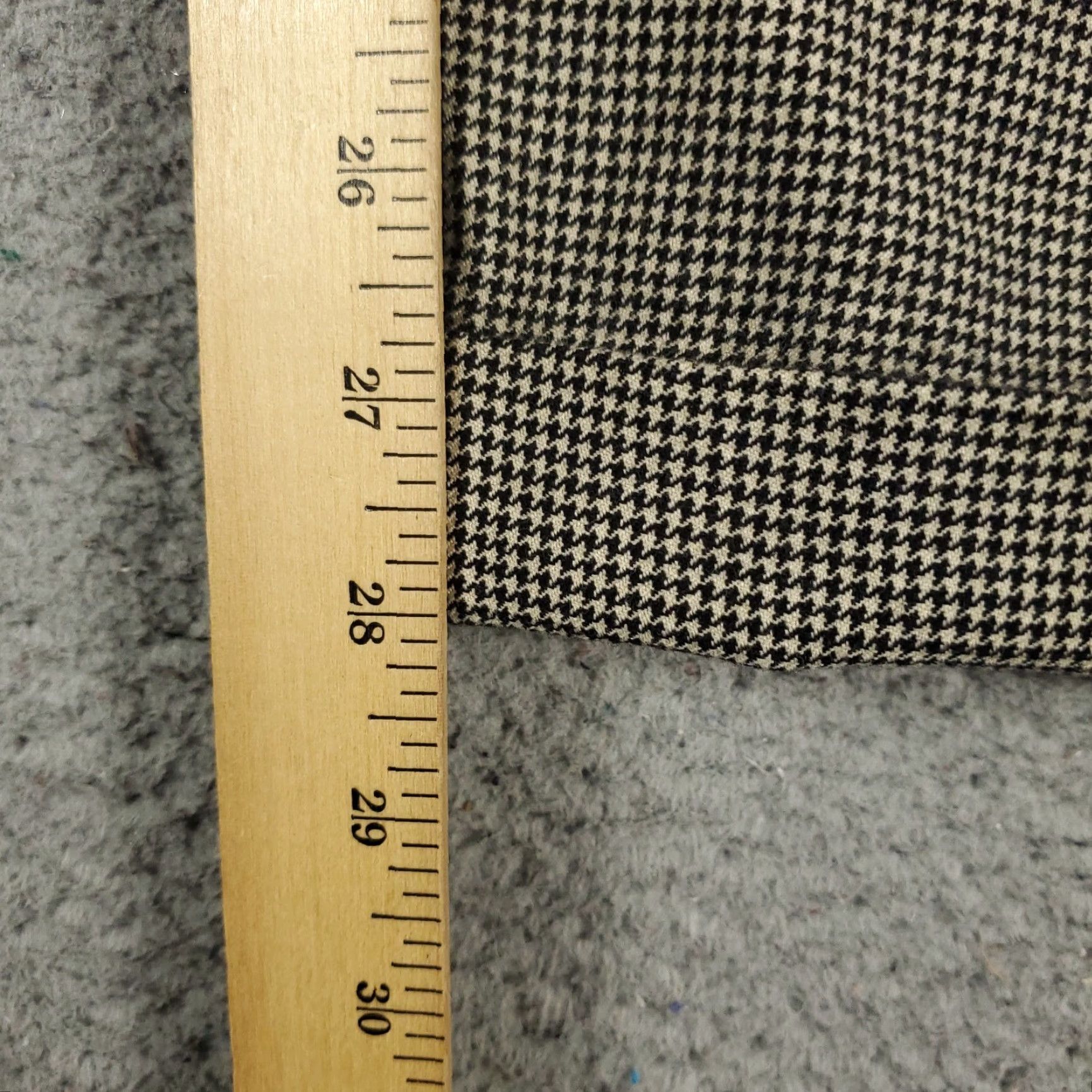 Brooks Brothers Brooks Brothers Chino Pants Mens 38x28 Beige Pleated Cuffed Trousers Regular Fit Size US 38 / EU 54 - 5 Thumbnail