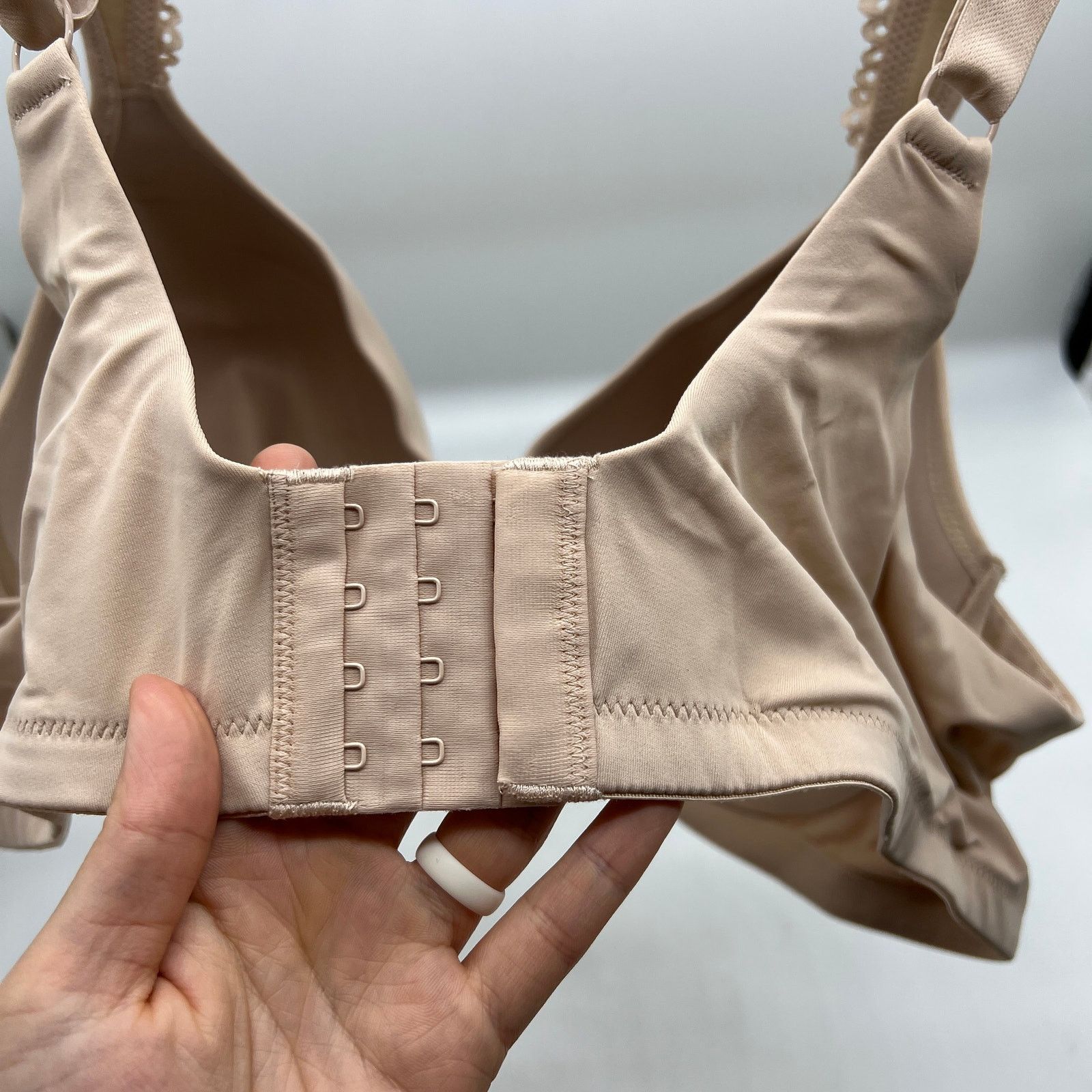 Other Breezies Luxe Lace Wirefree T-Shirt Bra Sunbeige, 44 C Size M / US 6-8 / IT 42-44 - 7 Thumbnail