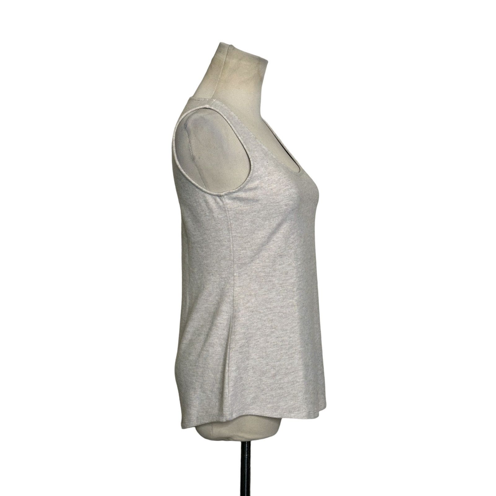 White House Black Market White House Black Market oatmeal tank top size XSP Size XS / US 0-2 / IT 36-38 - 7 Thumbnail