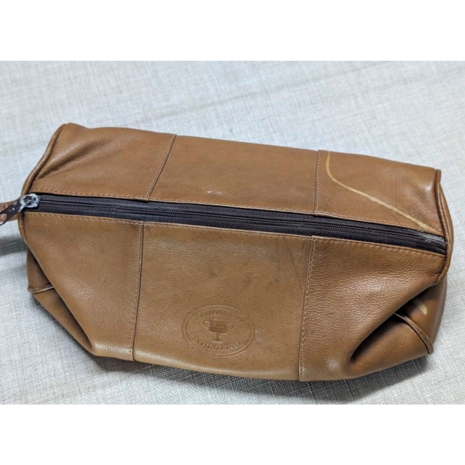 Vintage VINTAGE ARIZONA CUP leather TOILETRY BAG brown MEN Small Leather Tote 5" tall 12" across 7" wide Size ONE SIZE - 6 Thumbnail