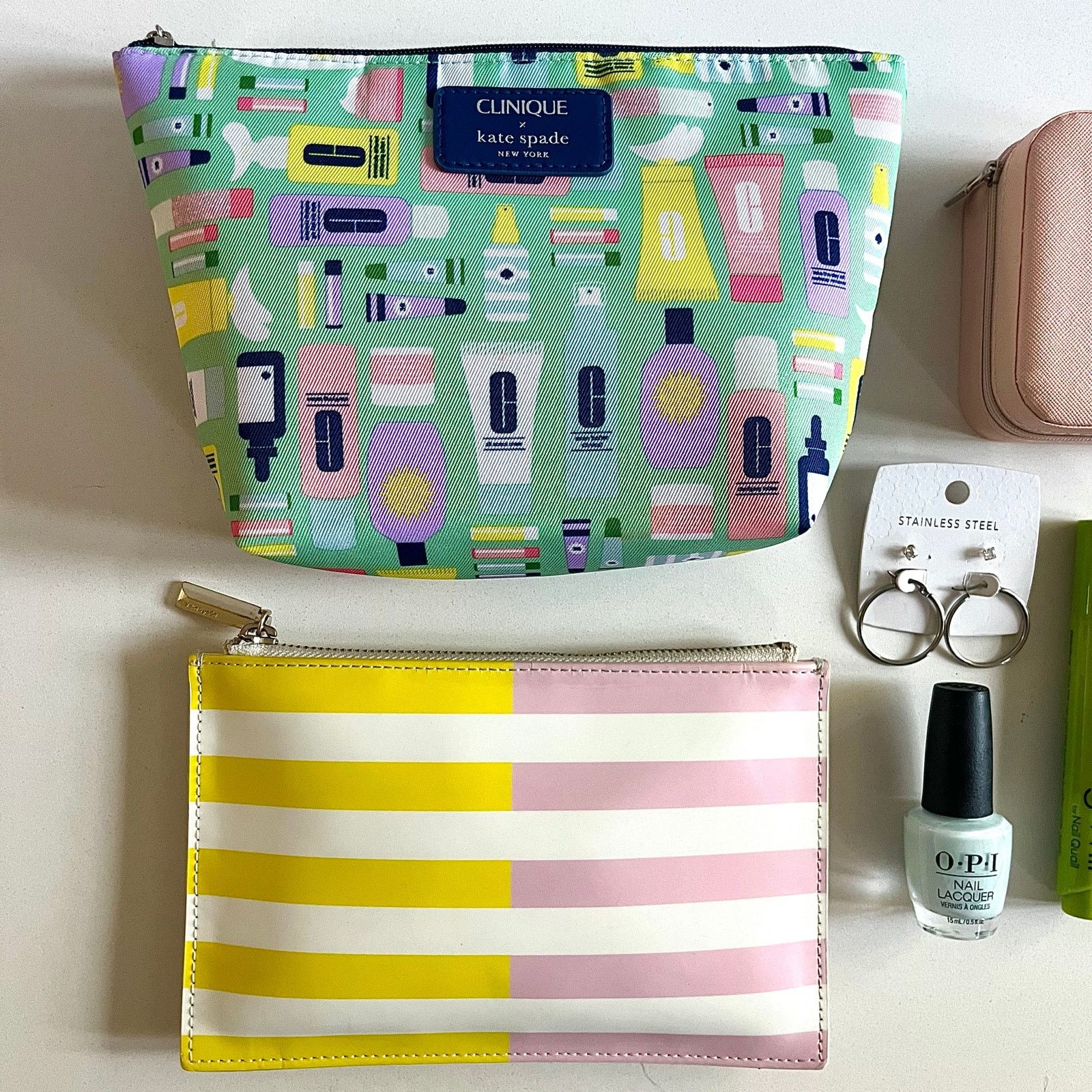 Kate Spade KATE SPADE x CLINIQUE x OPI x JEWELERY Beauty Bundle Gift! Size ONE SIZE - 7 Thumbnail
