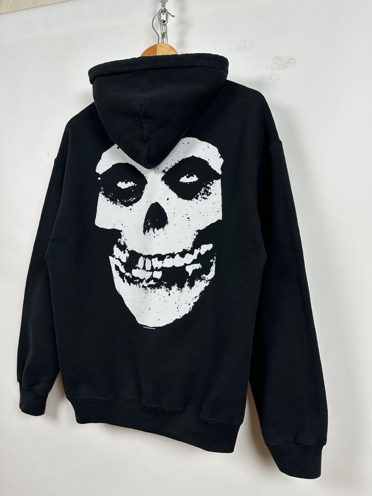 Band Tees 2016 Misfits Crimson Ghost Punk Rock Band Hoodie Size US M / EU 48-50 / 2 - 4 Thumbnail