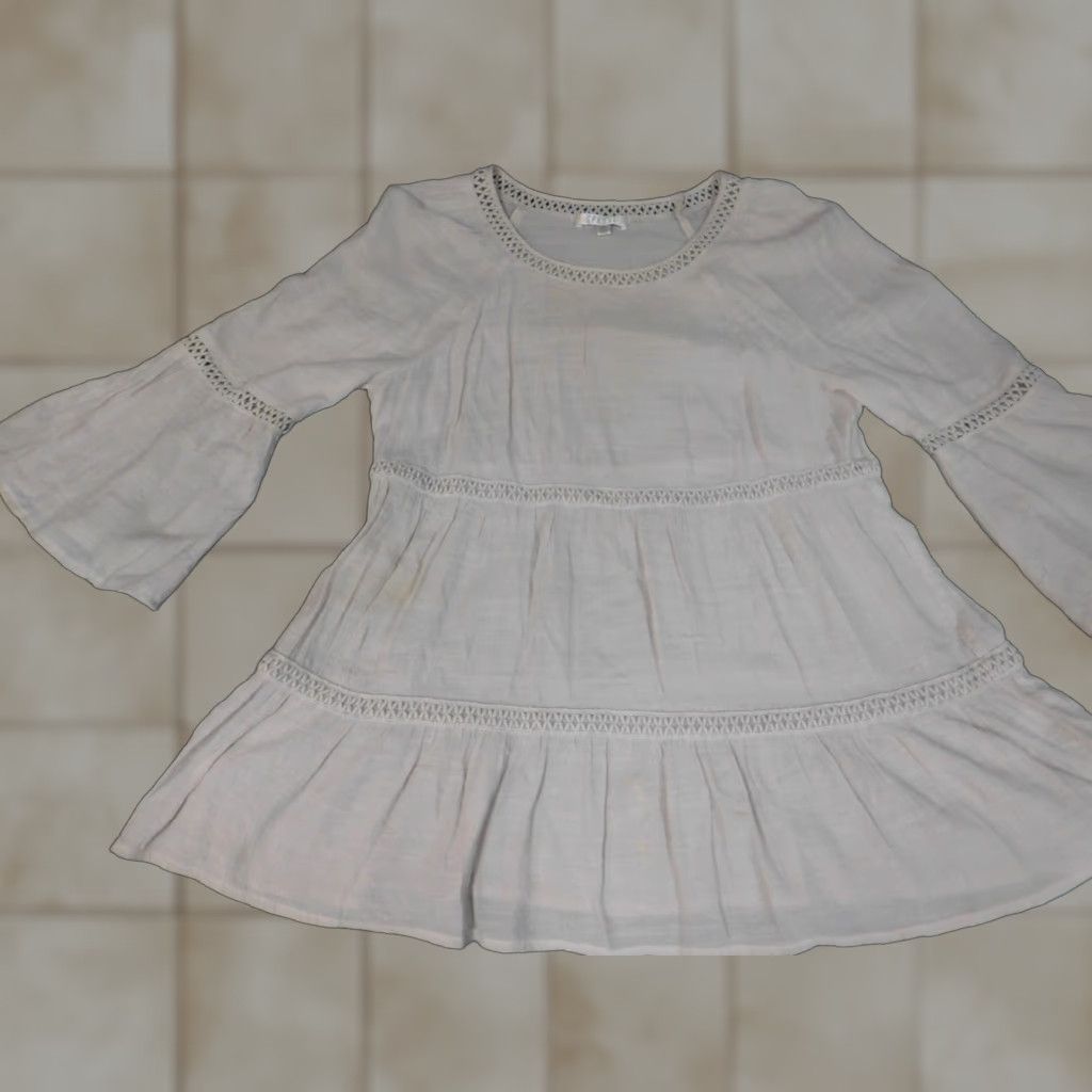 Vintage Spense Blouse Shirt Womens S Beige 3/4 Sleeve Round Neck Pullover Ruffle Bell Stretch Casual Size S / US 4 / IT 40 - 1 Thumbnail